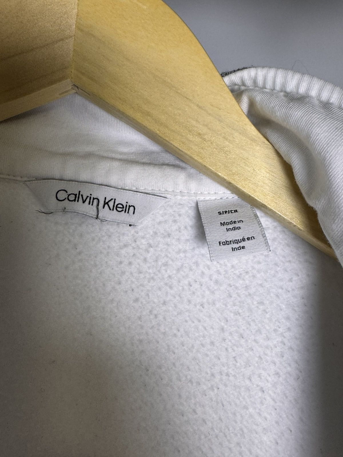 Calvin Klein Calvin Klein White Gray Zip Up Jacket Small Good Condition Size US S / EU 44-46 / 1 - 8 Thumbnail