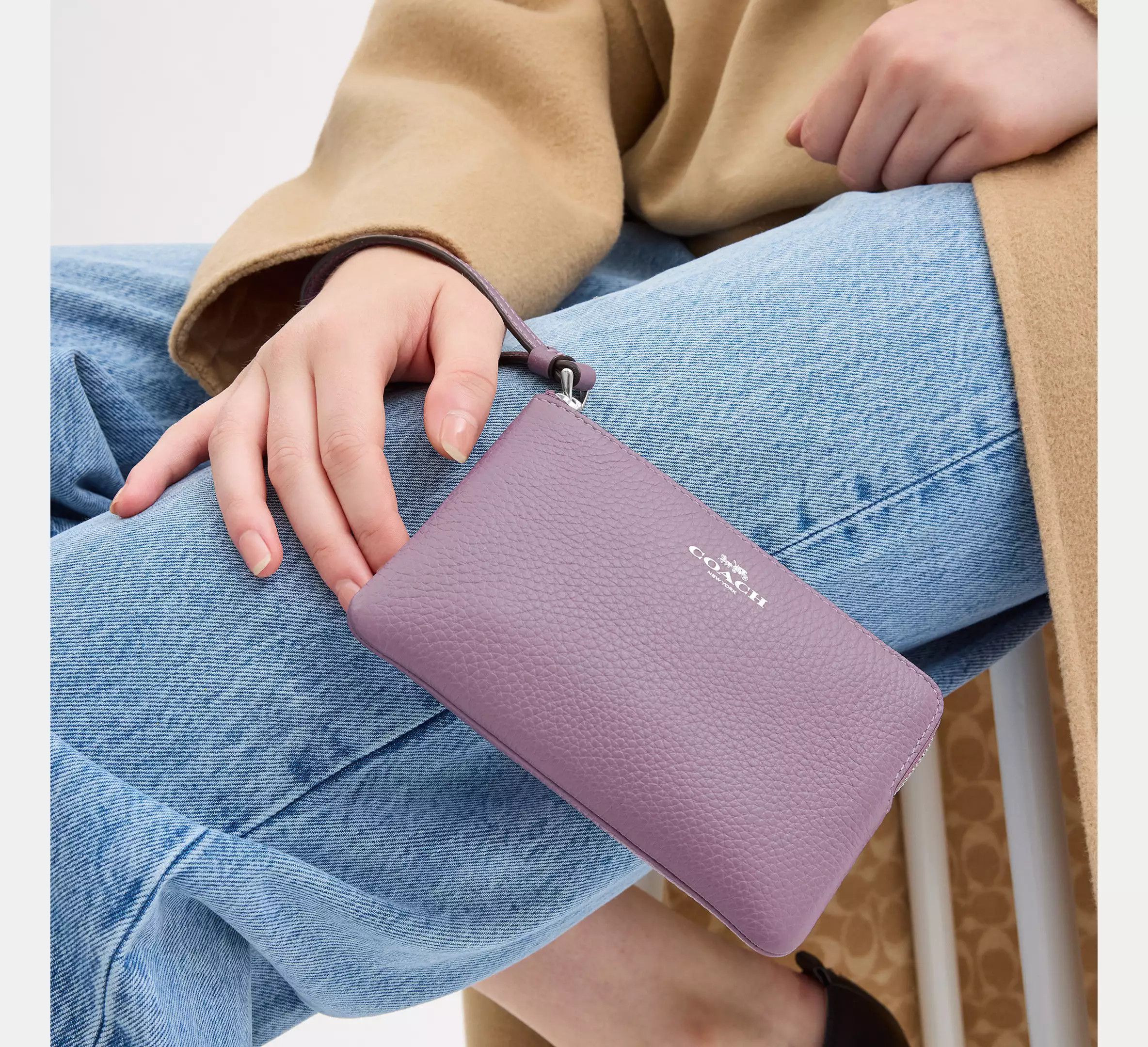 Coach Corner Zip Wristlet CP483 Size ONE SIZE - 2 Thumbnail