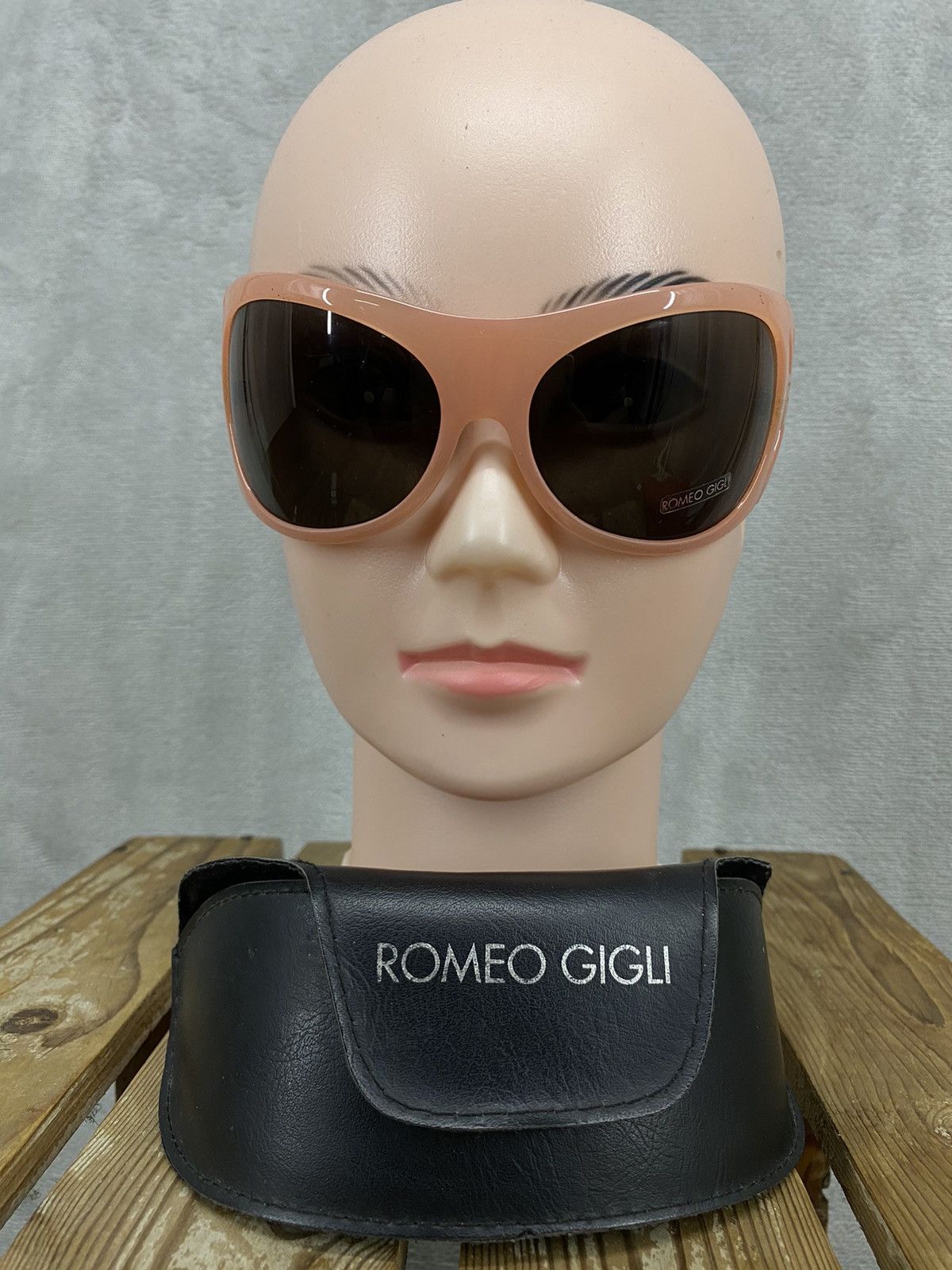 Romeo Gigli Romeo Gigile RG66805 Vintage Women Sunglesses ‘New Old Stock Size ONE SIZE - 2 Thumbnail