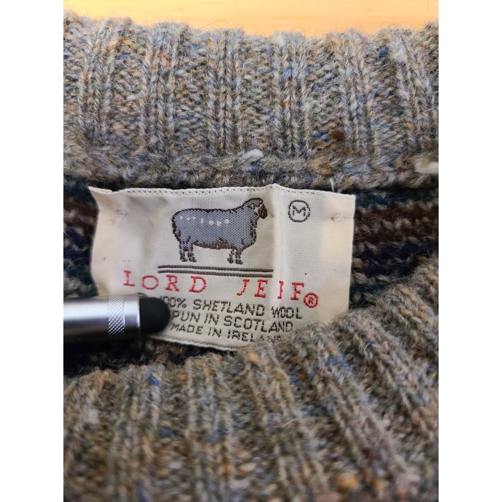 Vintage VINTAGE Lord Jeff Sweater 100% Shetland Wool Abstract Pattern Crew Neck Long Sleeve Brown M Mens Pullover Knit Classic Fall Winter Size US M / EU 48-50 / 2 - 5 Thumbnail