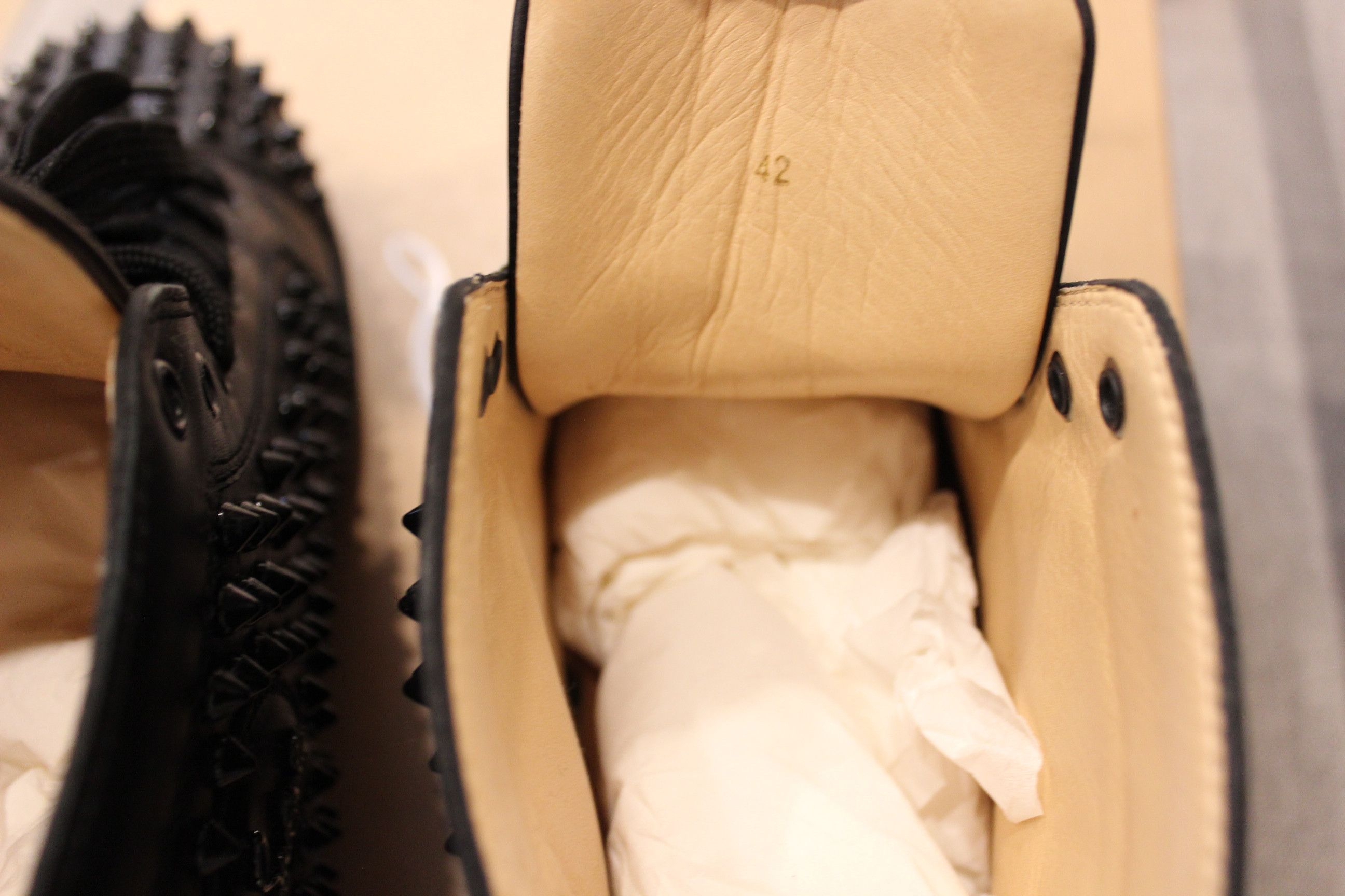 Christian Louboutin Christian Louboutin Spikes High Black Size US 9 / EU 42 - 8 Thumbnail