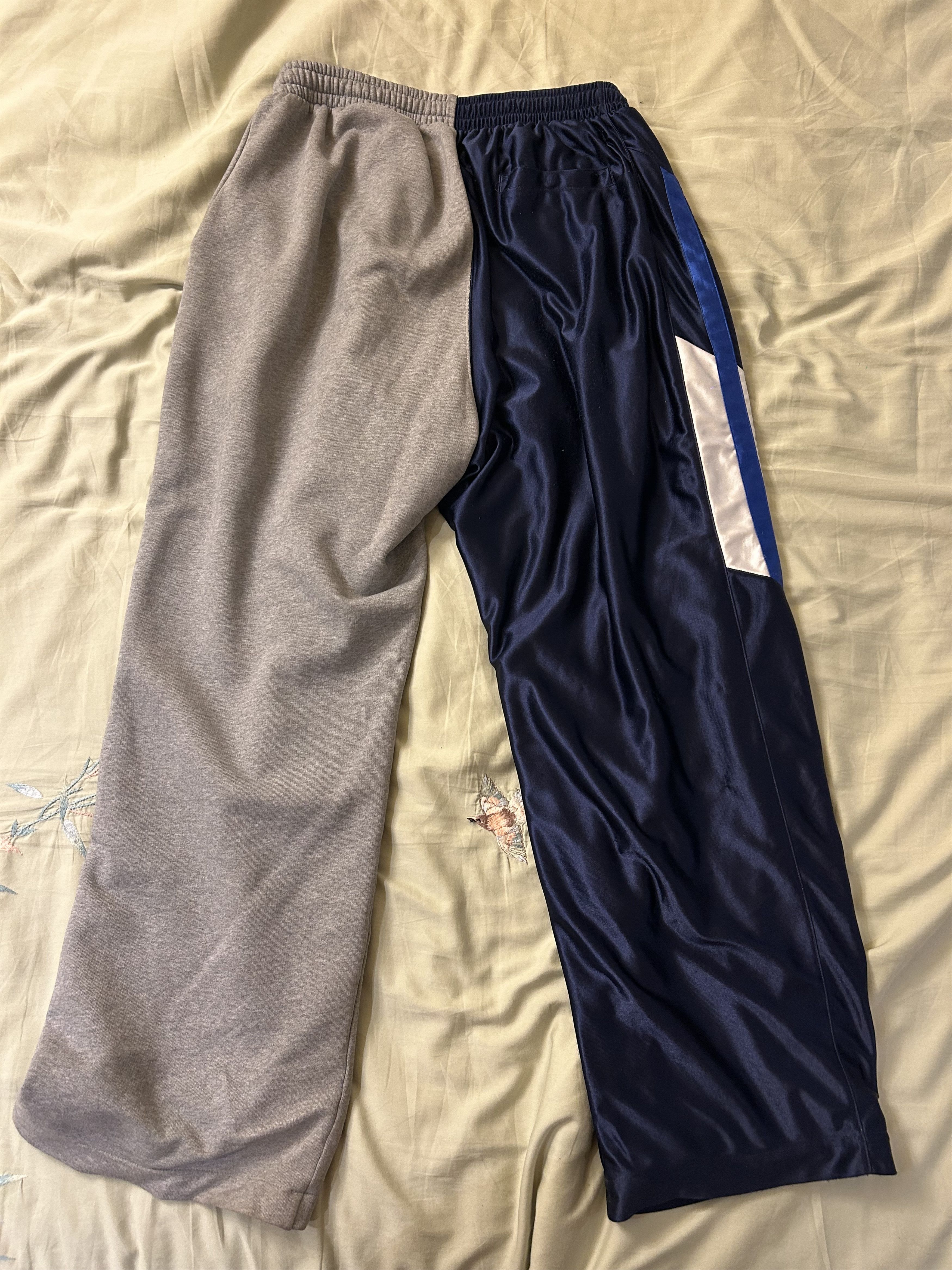 Balenciaga 50/50 Sweatpants Size US 34 / EU 50 - 1 Thumbnail