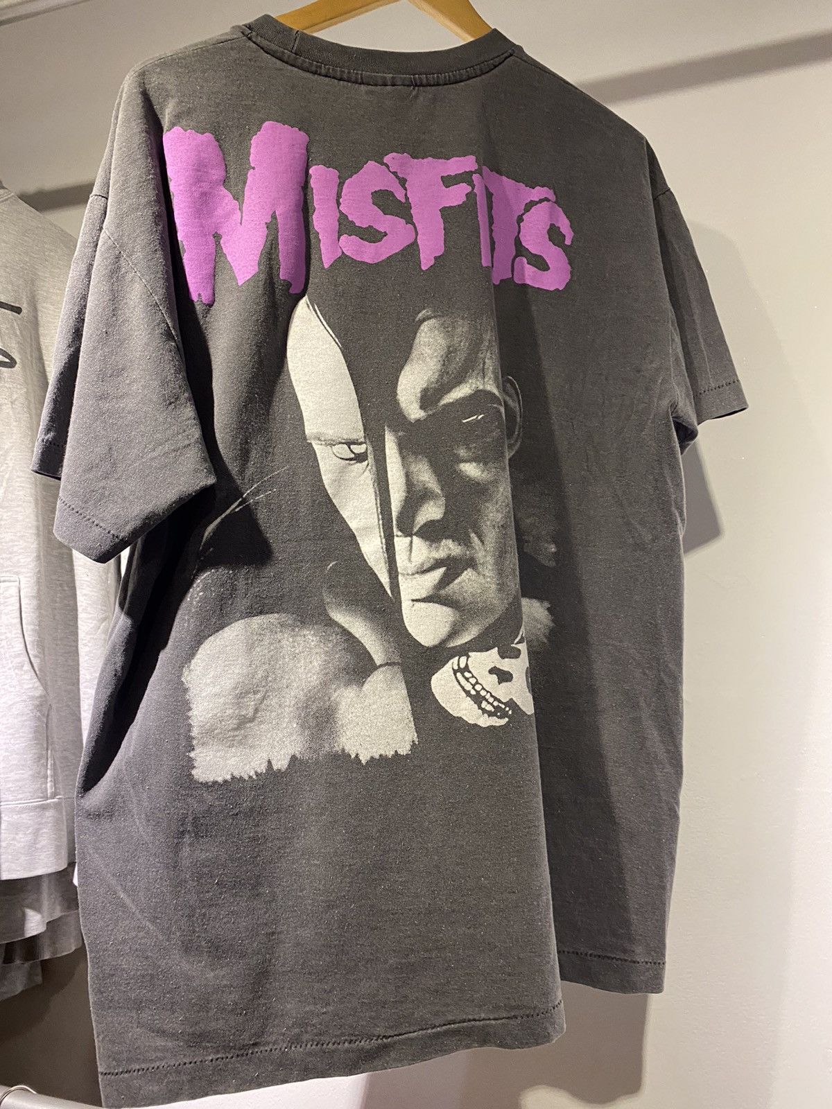 Band Tees × Misfits × Vintage Vintage 90s Faded Misfits Shirt Size US XL / EU 56 / 4 - 2 Thumbnail