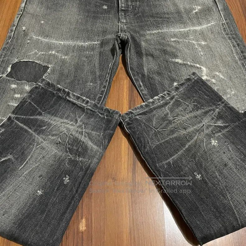 Neighborhood Neighborhood size S 20SS BASIC Bullet Hole King Denim Size US 27 - 7 Thumbnail