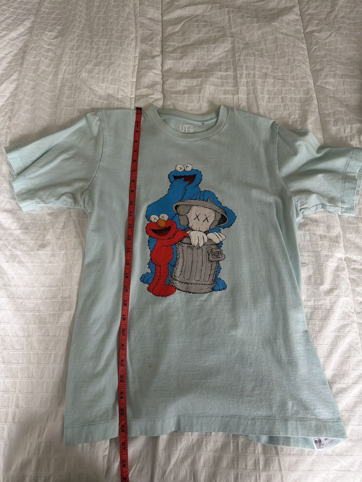 Kaws × Uniqlo Kaws tee Size US S / EU 44-46 / 1 - 2 Thumbnail