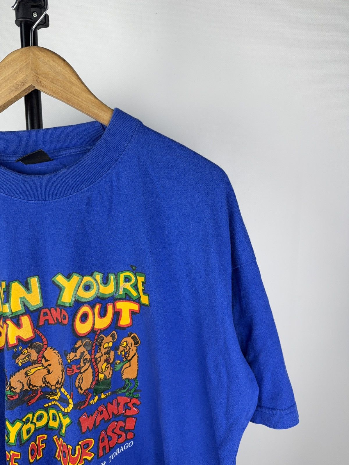 Vintage Funny Rat Cartoon Tee “Piece of Your Ass!” Trinidad XL Size US XL / EU 56 / 4 - 4 Thumbnail