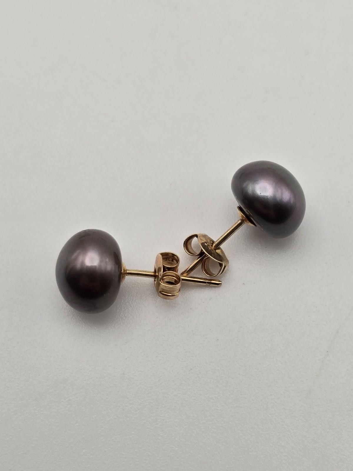 The Unbranded Brand 14k Gold (585) Black Pearl Stud Earrings – 9mm x 7.3mm, 2g Size ONE SIZE - 1 Thumbnail