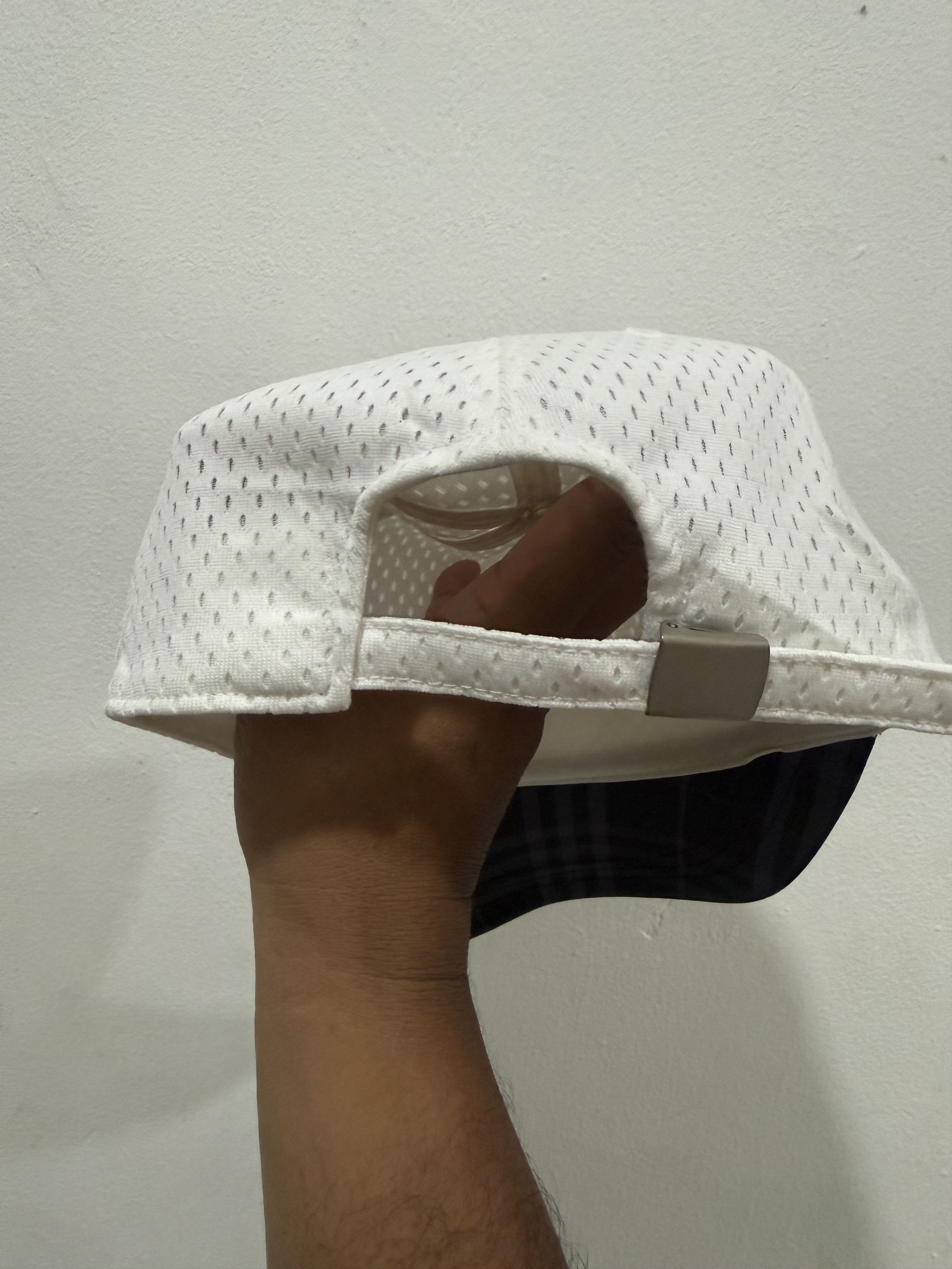 Burberry VTG Burberry Golf Nova Checked Hat Size ONE SIZE - 4 Thumbnail
