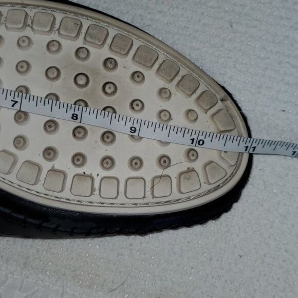 Designer BCBGeneration Black Leather Sz. 9.5 Hand Tooled Slipon Loafe Size US 9.5 / IT 39.5 - 9 Thumbnail