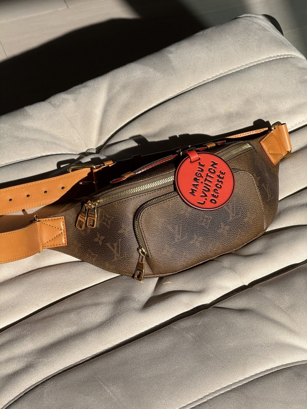 バッグ LV bumbag with dustbag Louis Vuitton Bumbag W/ Dustbag – thedesignercouple