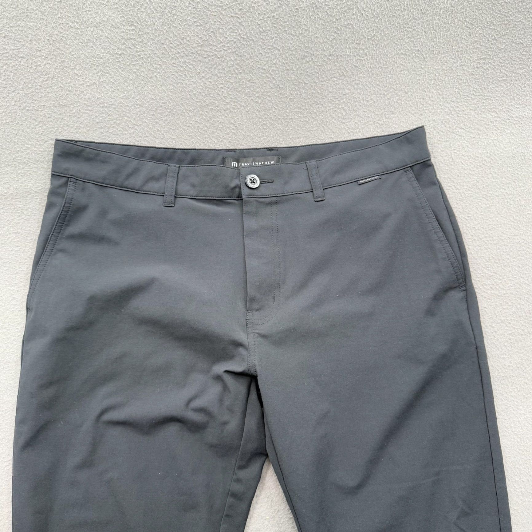 TravisMathew TravisMathew Pants Mens L 35 Black Stretch Performance Golf Chino Lightweight Tech Size US 33 - 7 Thumbnail