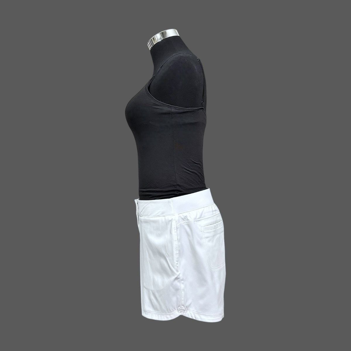 Puma Puma Golf White Women’s Stretch UV Bahama Shorts Sz XL Size 38" / US 16 / IT 52 - 17 Thumbnail