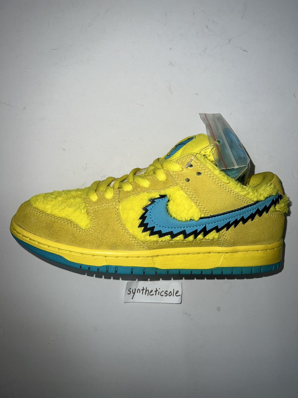 dunk low grateful dead