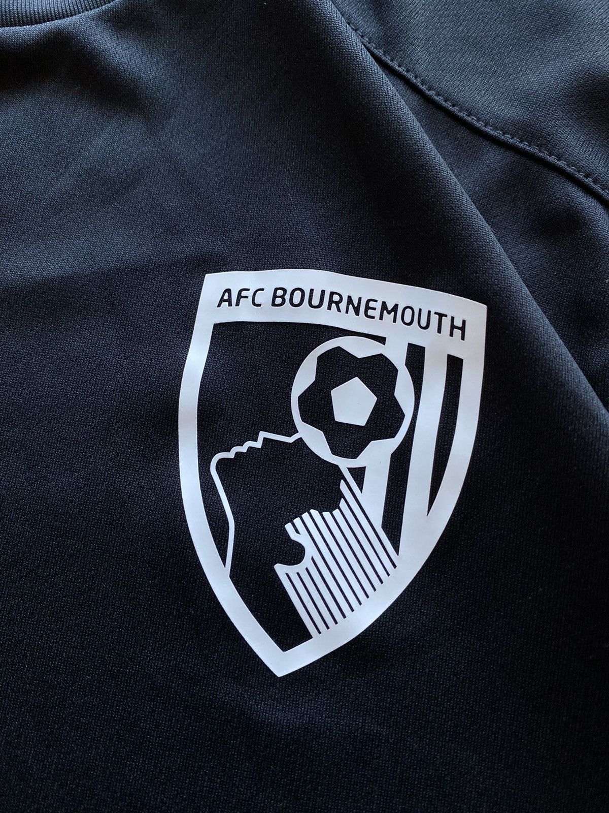 Umbro AFC Bournemouth Umbro Training Soccer Football Jersey Size US M / EU 48-50 / 2 - 5 Thumbnail