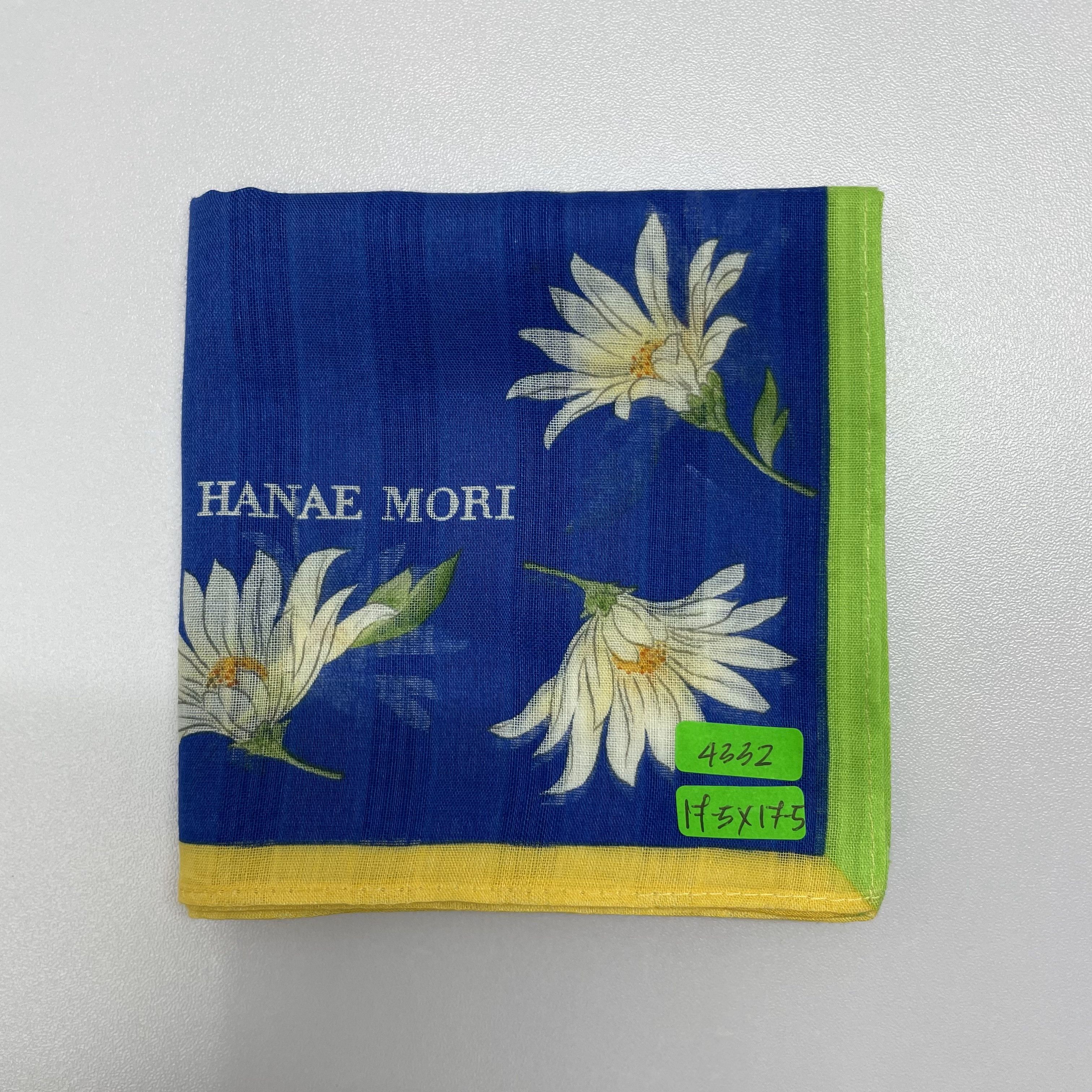 Hanae Mori Hanae Mori Handkerchief / Neckerchief / Bandana - 4332 Size ONE SIZE - 7 Thumbnail