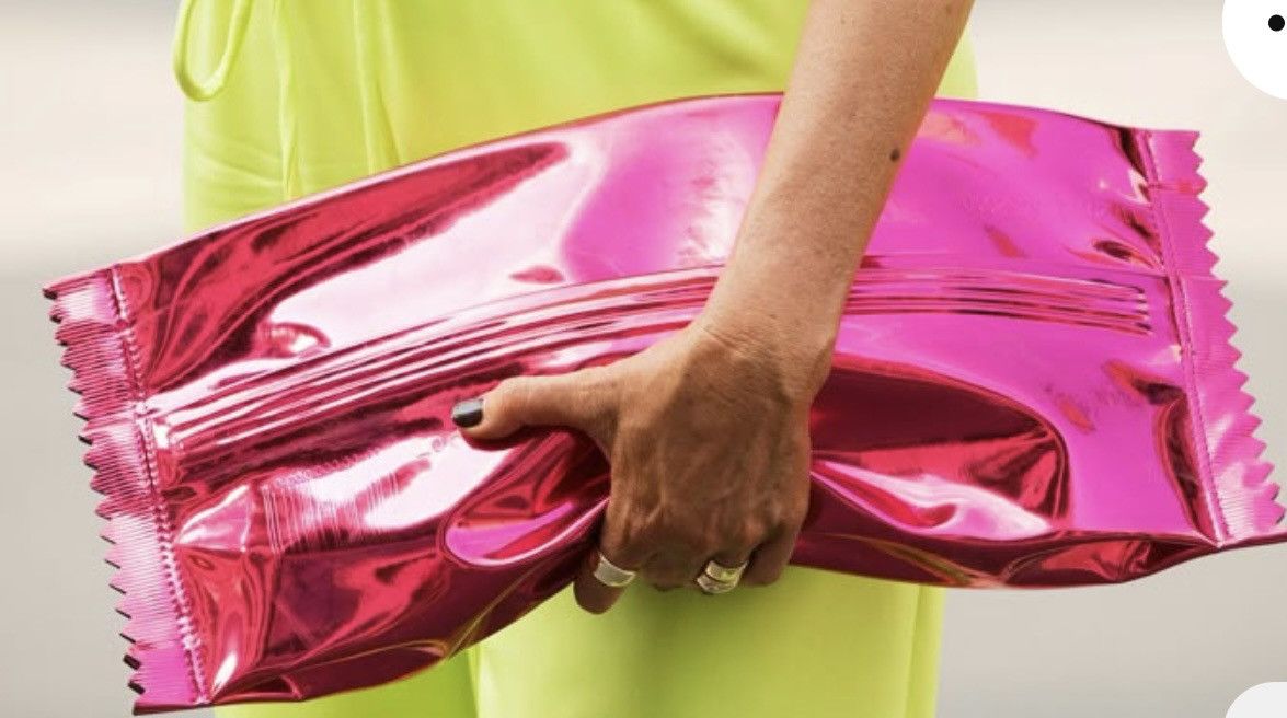 H&M × Maison Margiela 🍬 Maison Margiela x H&M metallic silver candy clutch Size ONE SIZE - 4 Thumbnail