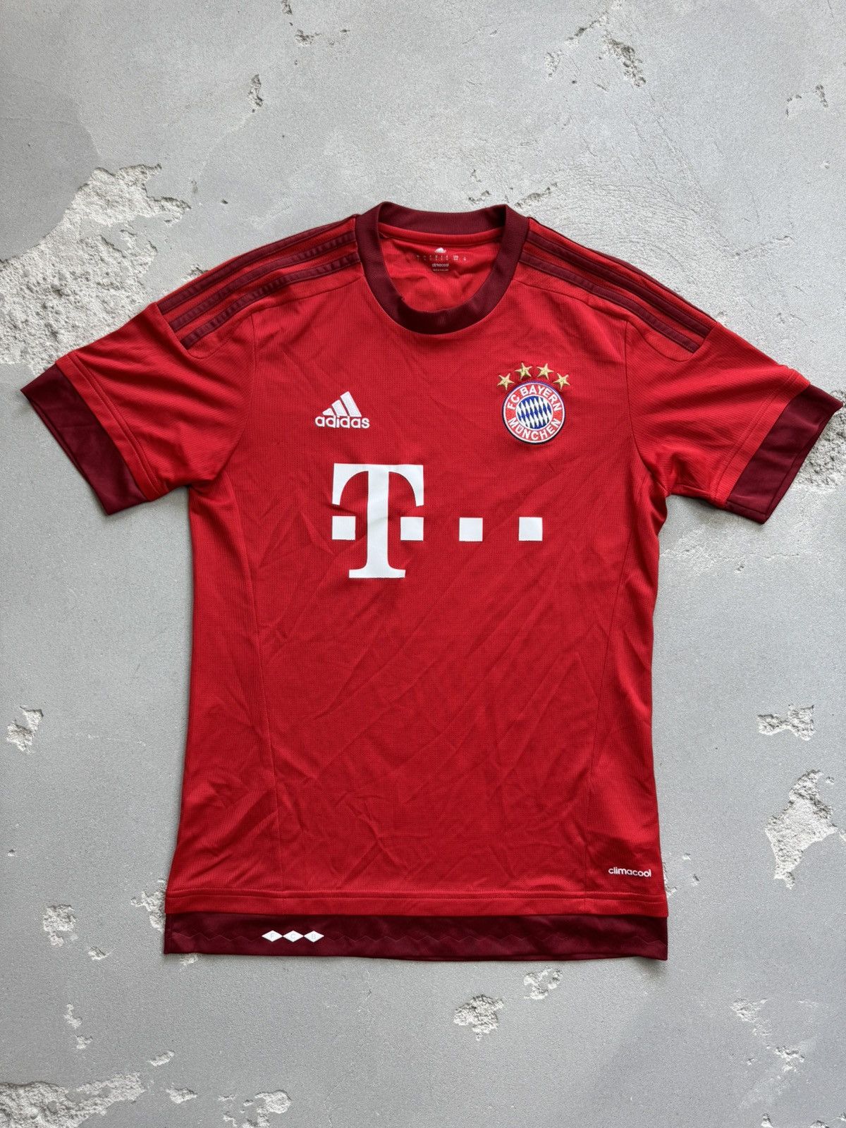 Adidas Bayern Munich 2015-2016 Home Jersey Size US S / EU 44-46 / 1 - 1 Thumbnail