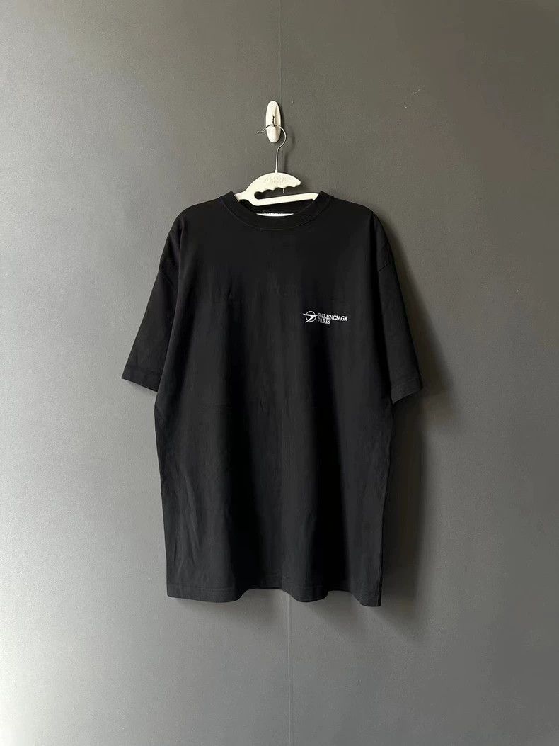 Balenciaga Balenciaga Embroidered front and back short sleeves 2503-Ne Size US XS / EU 42 / 0 - 1 Thumbnail