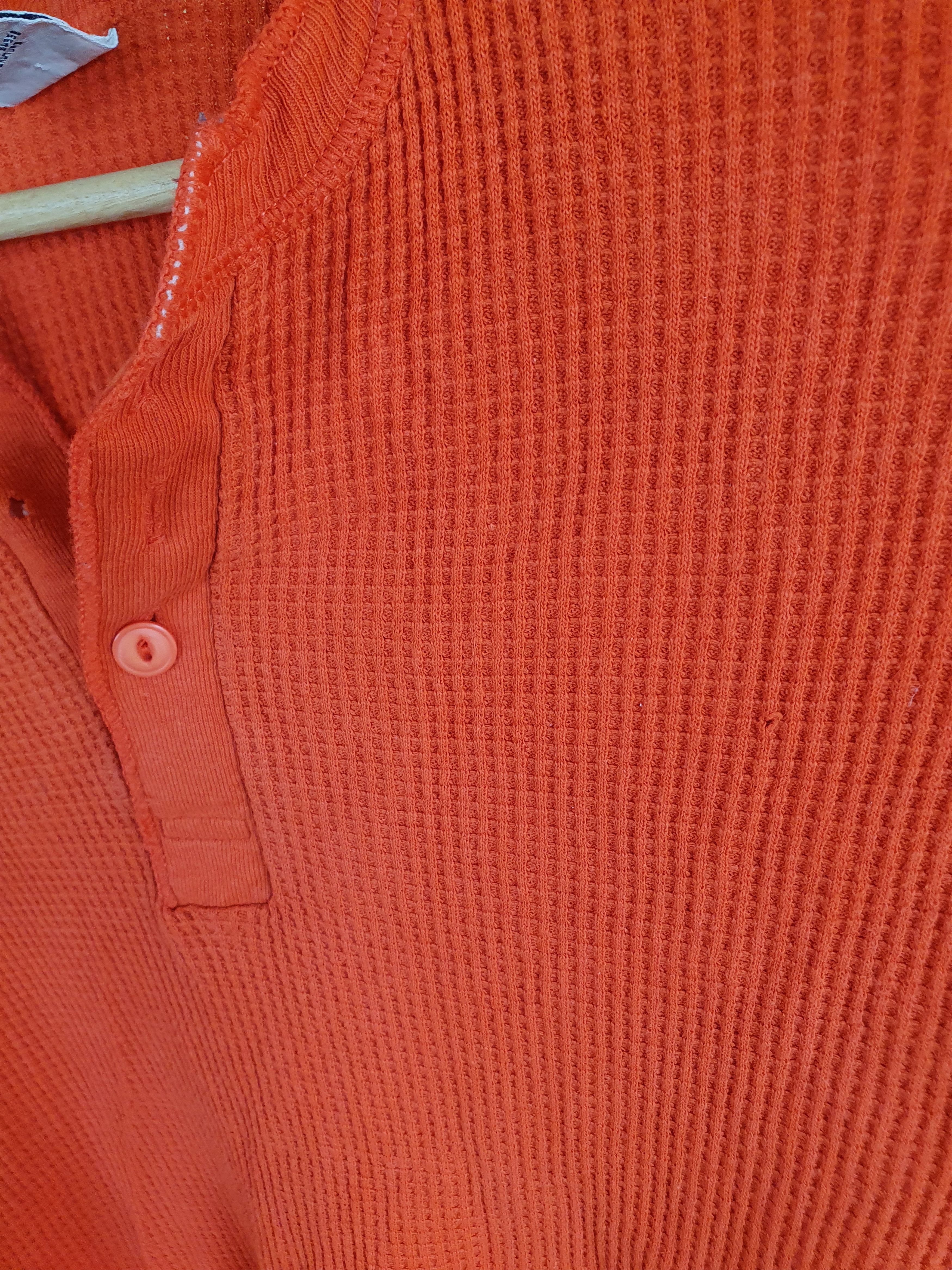 Gap Gap Vtg Made in USA Waffle-Knit Long Sleeve t-shirt TRASHED Size US M / EU 48-50 / 2 - 9 Thumbnail