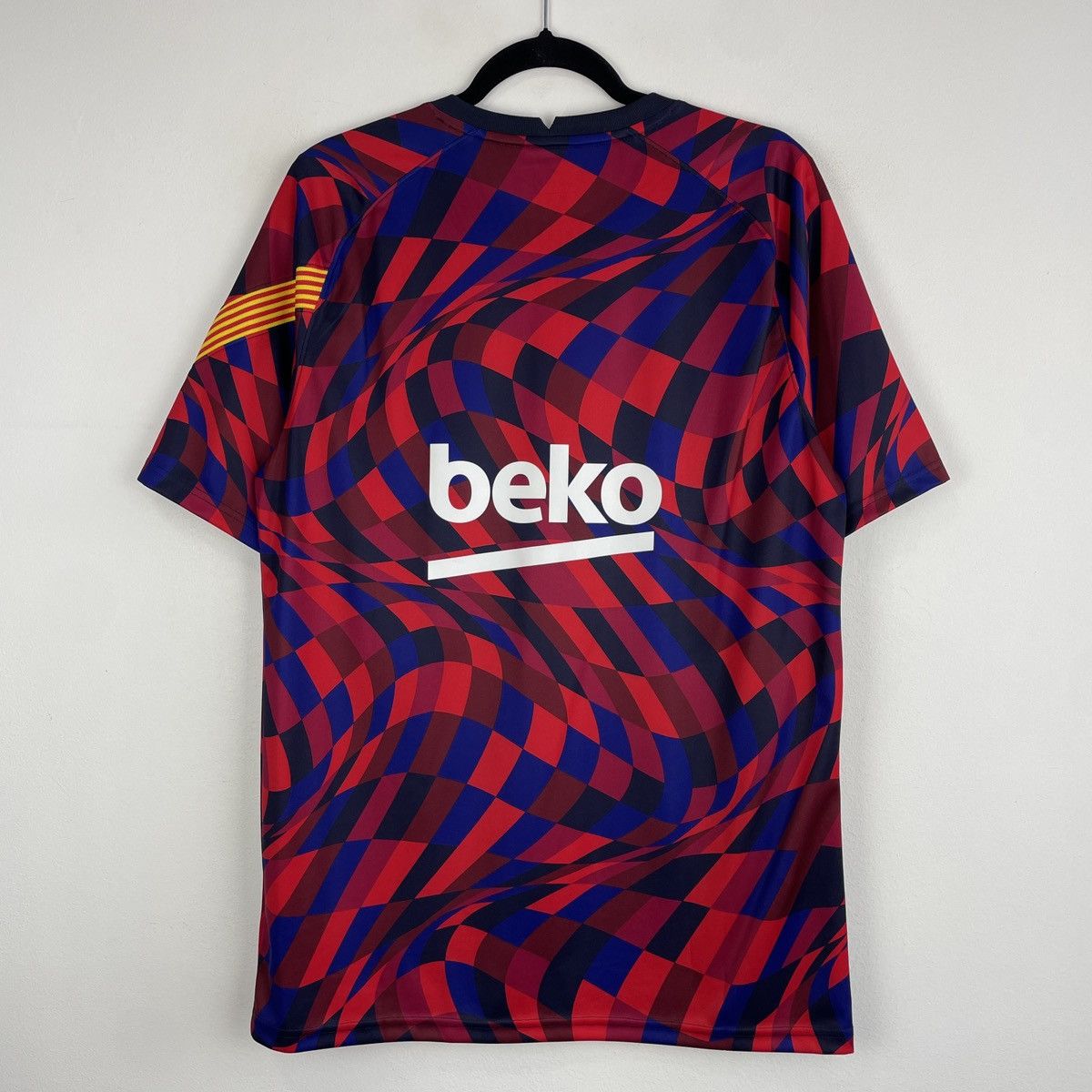 Nike Barcelona Pre-Match Nike Jersey Shirt Men 2020/2021 size L Size US L / EU 52-54 / 3 - 4 Thumbnail