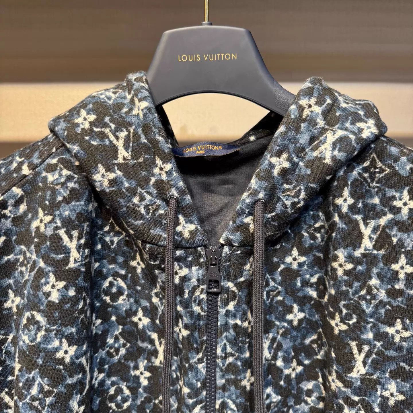 Louis Vuitton LV Blue Ink Monogram Zip-Up Hoodie XXL New Size US XXL / EU 58 / 5 - 2 Thumbnail
