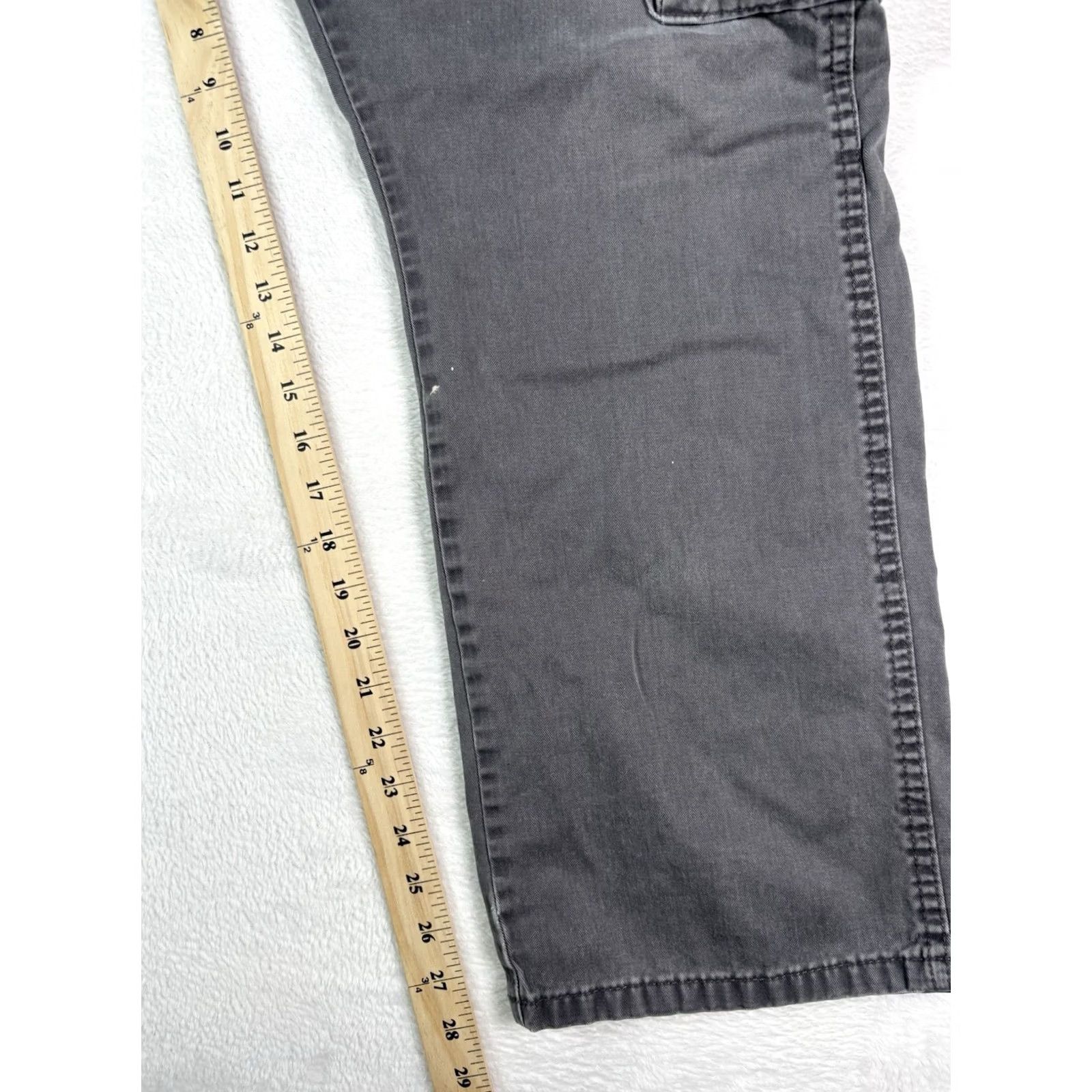Wrangler Wrangler Jean Co. Cargo Hiking Camping Pants Gray Men's 36x30 Cargo Pocket 5-Pocket Regular Straight Jeans Mens Release: 36x30 Size US 36 / EU 52 - 4 Thumbnail