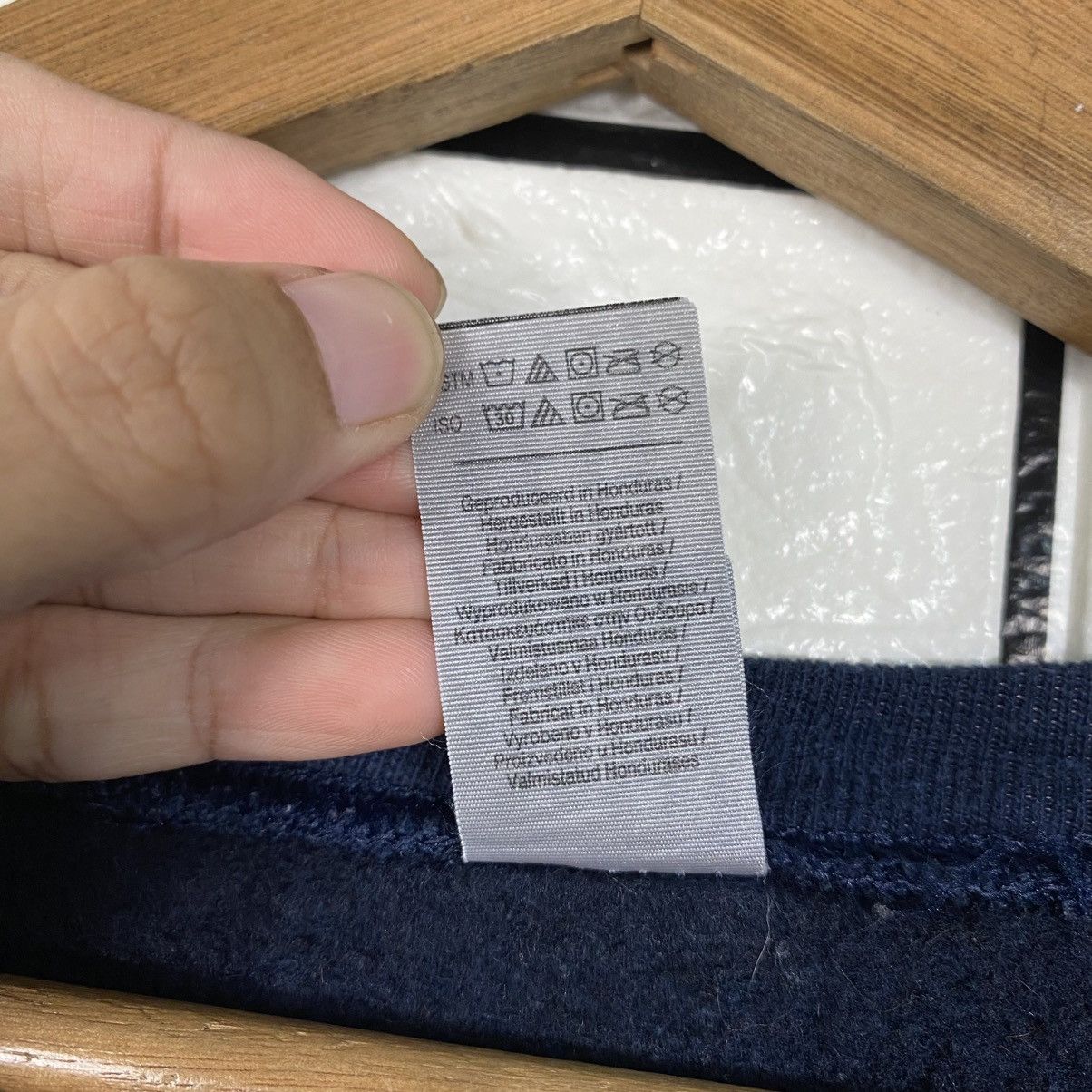 Japanese Brand Vintage Sweatshirt Scisen International School Since 1962 Size US L / EU 52-54 / 3 - 17 Thumbnail