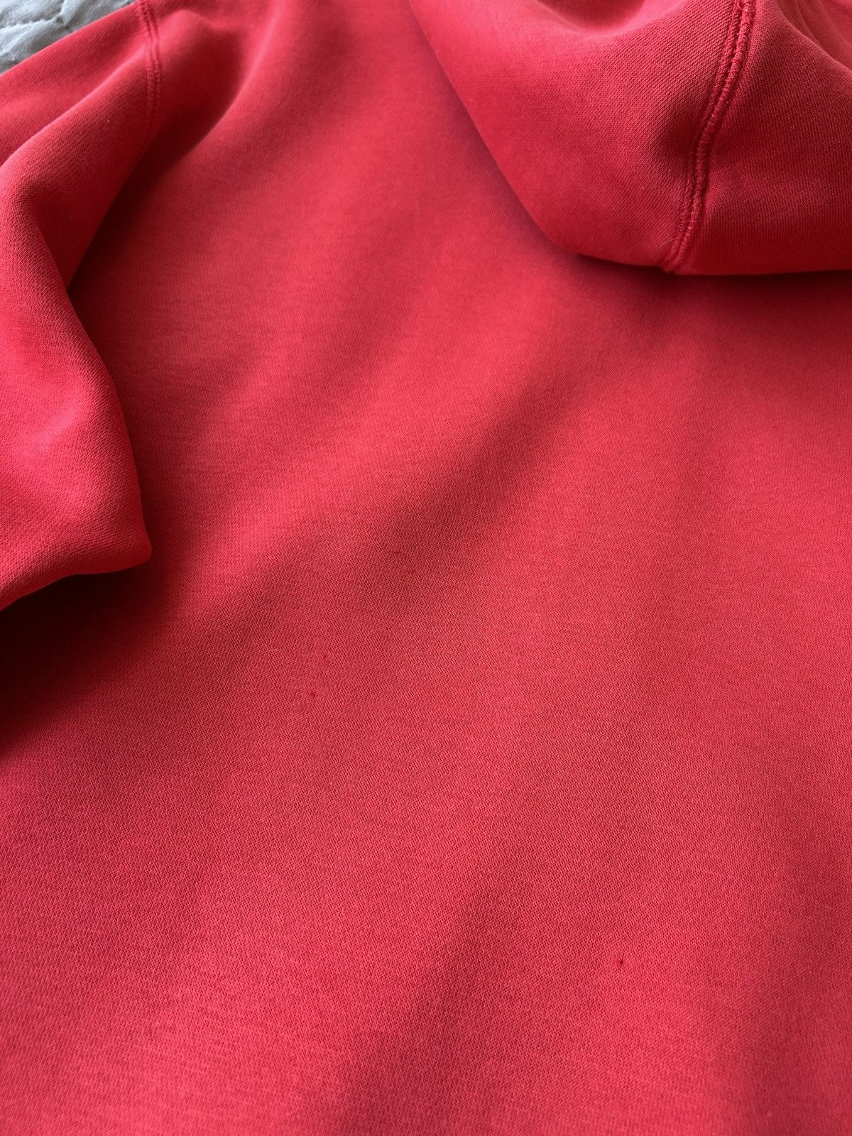 Nike Nike Vintage 2000’s Big logo red hoodie Size US XL / EU 56 / 4 - 17 Thumbnail