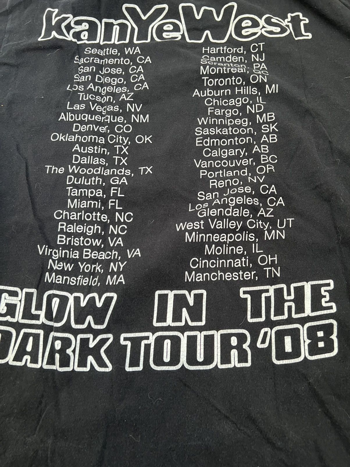 Kanye West Kanye west glow in the dark tour tee Size US L / EU 52-54 / 3 - 4 Thumbnail