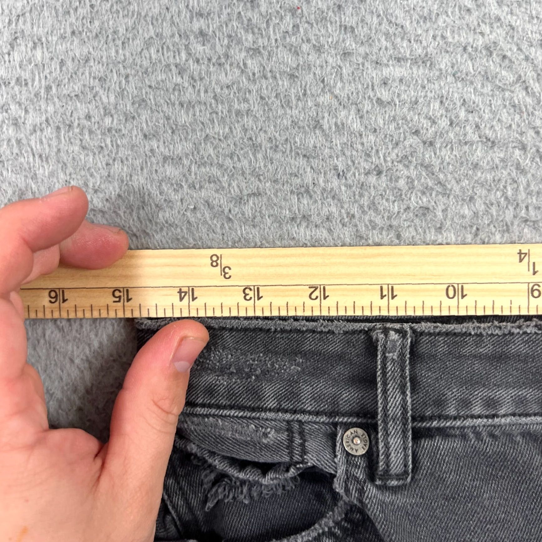 American Eagle Outfitters VINTAGE American Eagle Outfitters Women's Mom Jeans Size 4 Black Distressed Stretch Denim Size 27" / US 4 / IT 40 - 7 Thumbnail