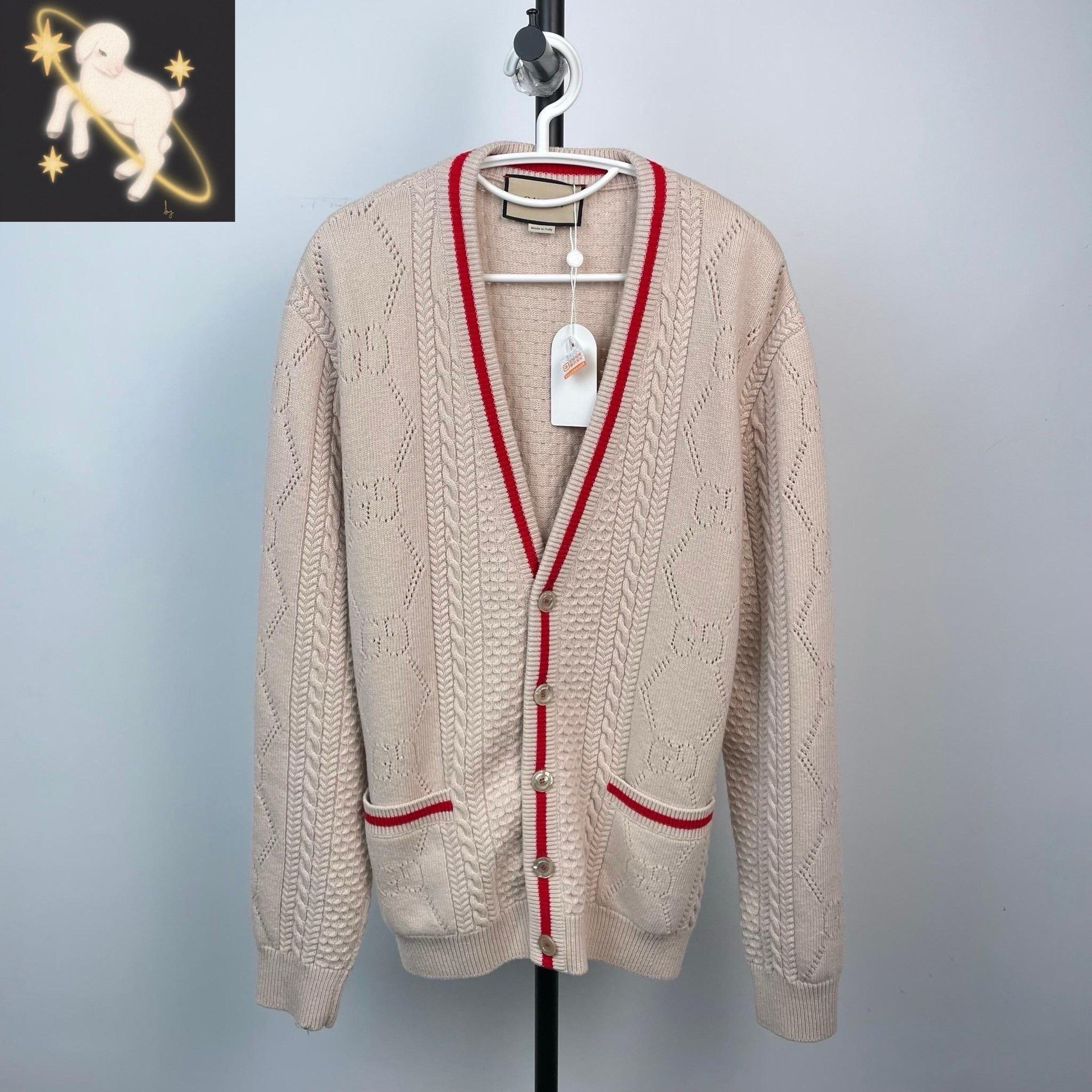 Gucci Gucci Retro Printed Sweater M Women Size M / US 6-8 / IT 42-44 - 1 Thumbnail