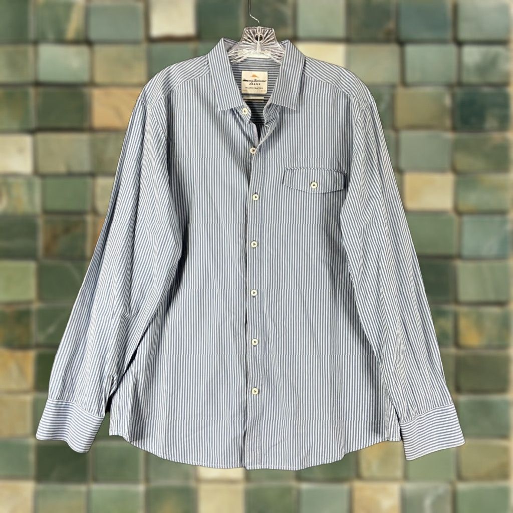 Tommy Bahama VINTAGE? No. Tommy Bahama Shirt Men Long Sleeve L Blue Striped Button-Up Casual Shirt Size US L / EU 52-54 / 3 - 1 Thumbnail