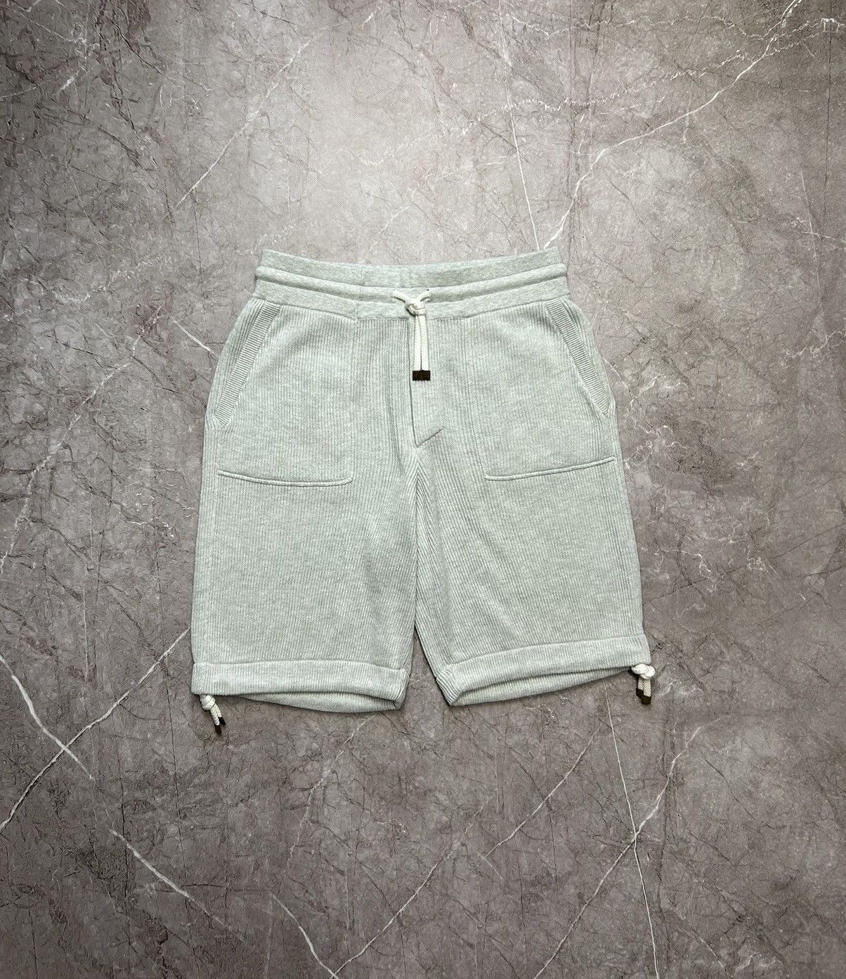 image of Brunello Cucinelli Cargo Sweat Shorts in Grey, Men's (Size 32)