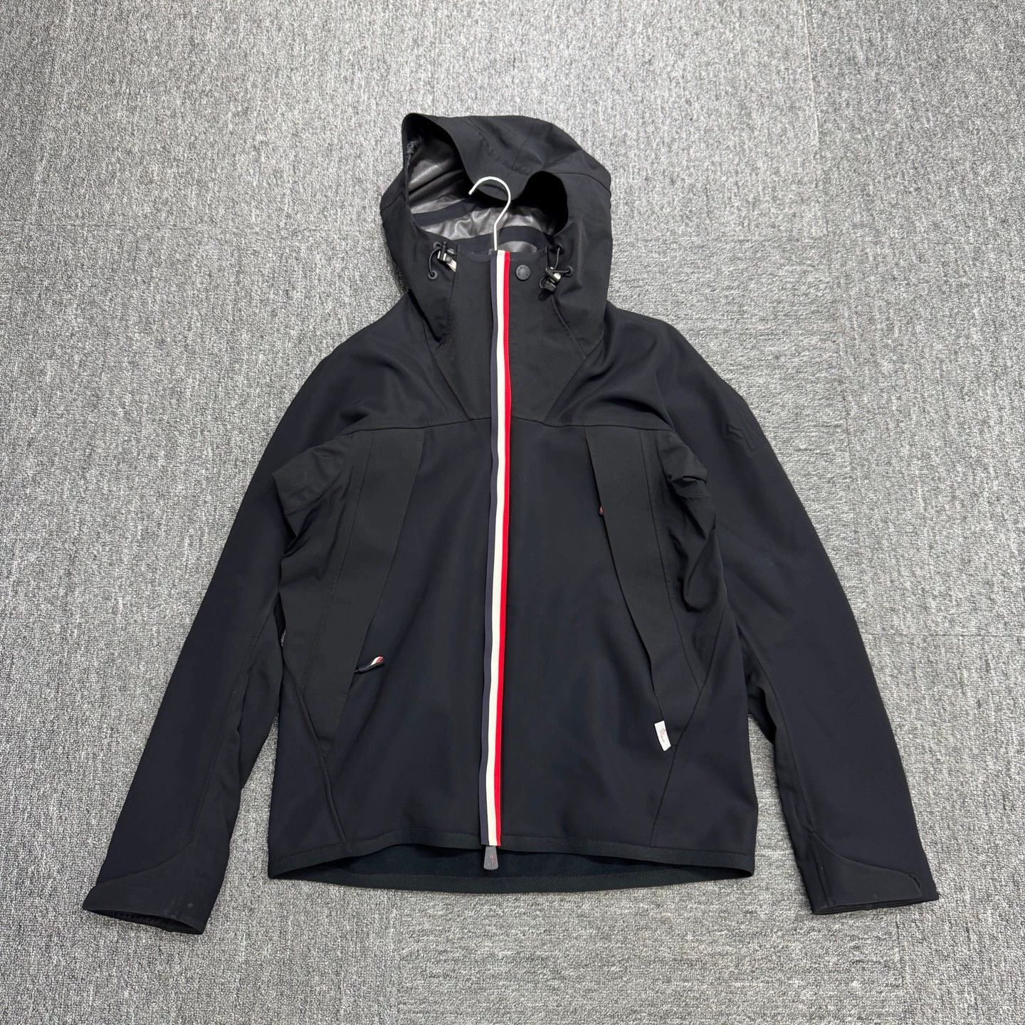 Moncler Moncler zip-stripe jacket M 98 new stained Size US M / EU 48-50 / 2 - 1 Thumbnail