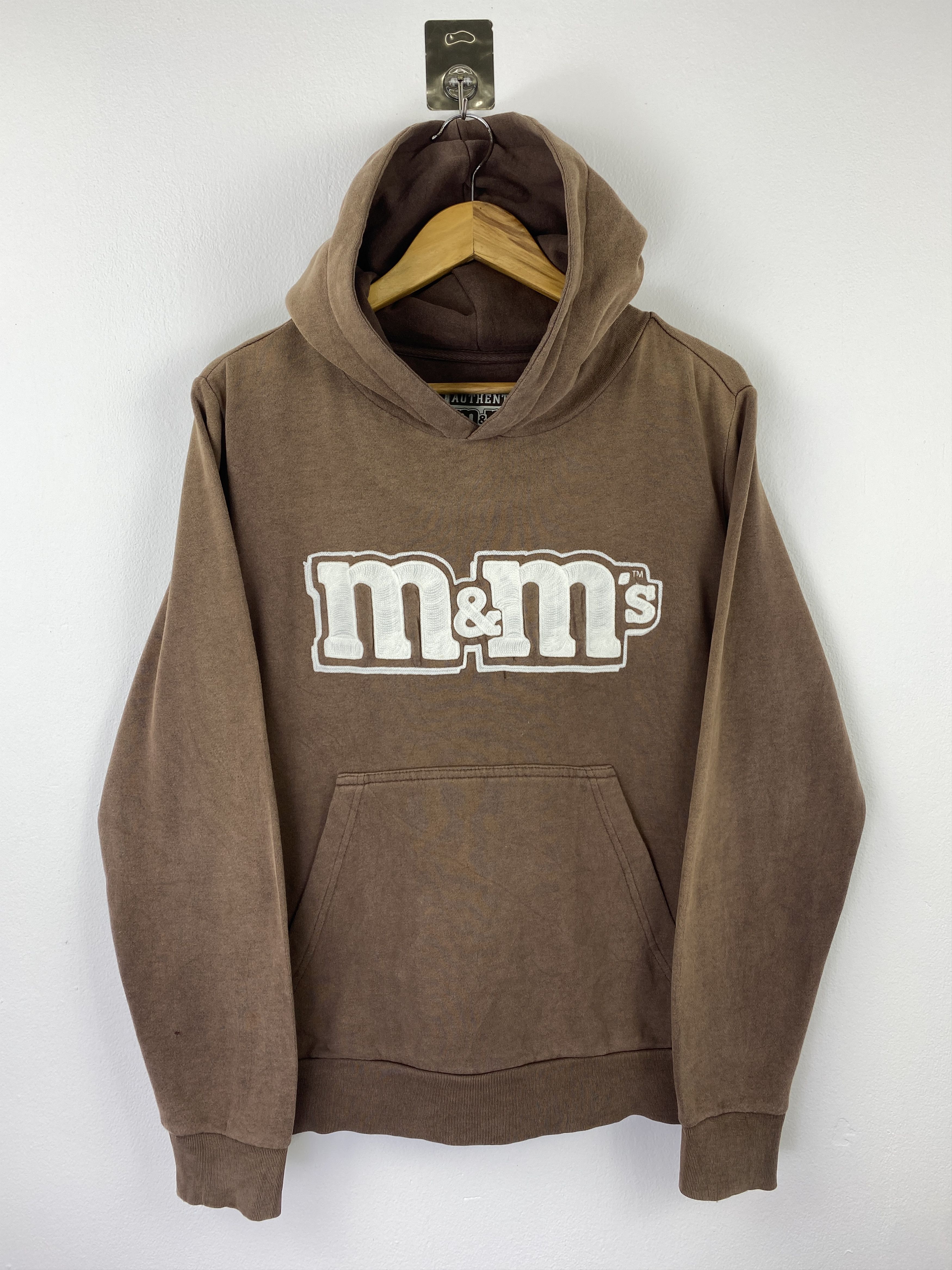 Vintage Vintage M&M Big Logo Pullover Hoodie SH0431 Size US S / EU 44-46 / 1 - 1 Thumbnail