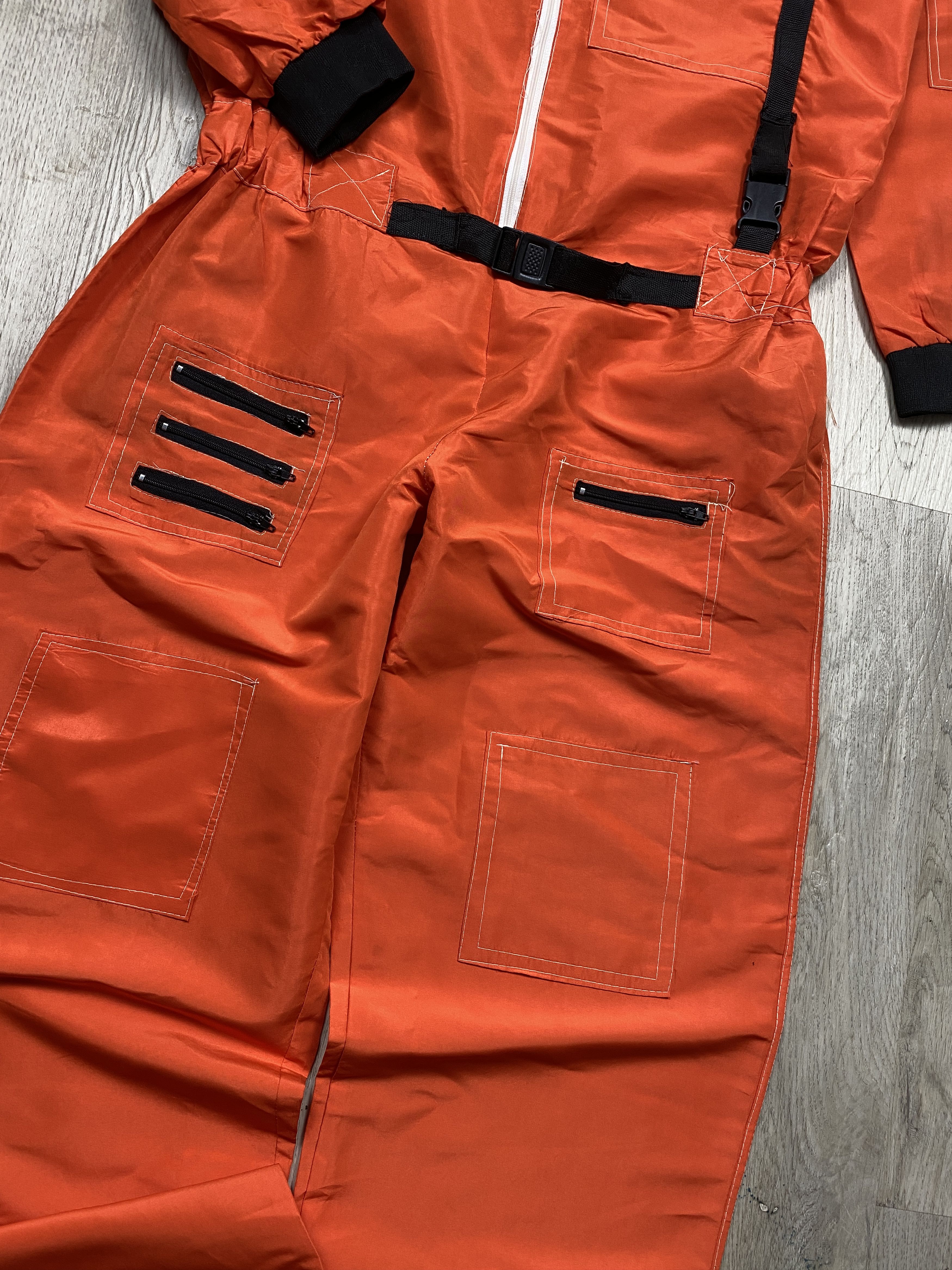 MIL-TEC NASA Vintage Flight Overall Suit Halloween Costume Size US 36 / EU 52 - 5 Thumbnail