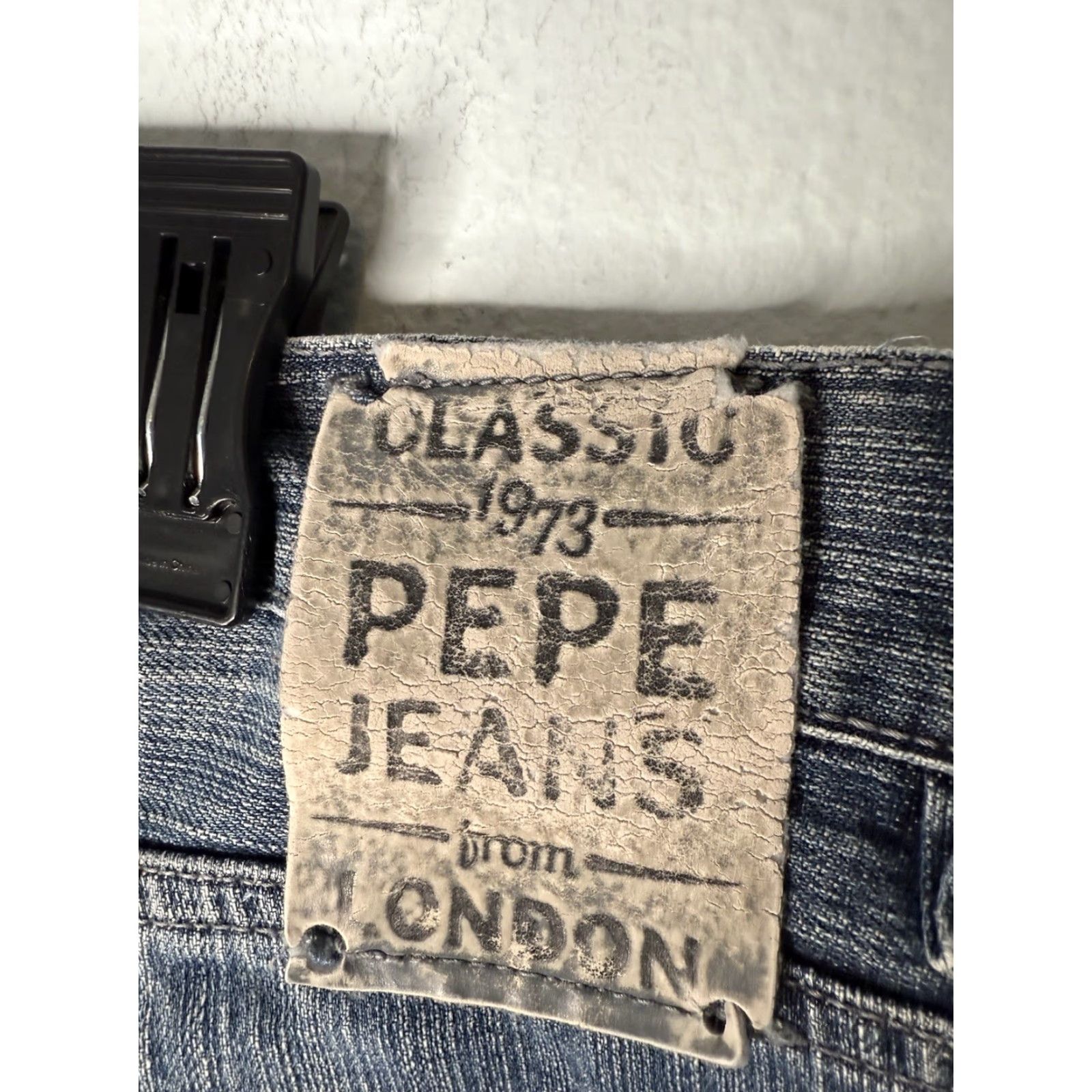 Pepe Jeans VINTAGE Pepe Jeans London Jeans Shorts Mens 42 Blue Denim Bermuda 90s Hip Hop Grunge Distressed Regular Inseam 14 in Boys? Size US 42 / EU 58 - 3 Thumbnail