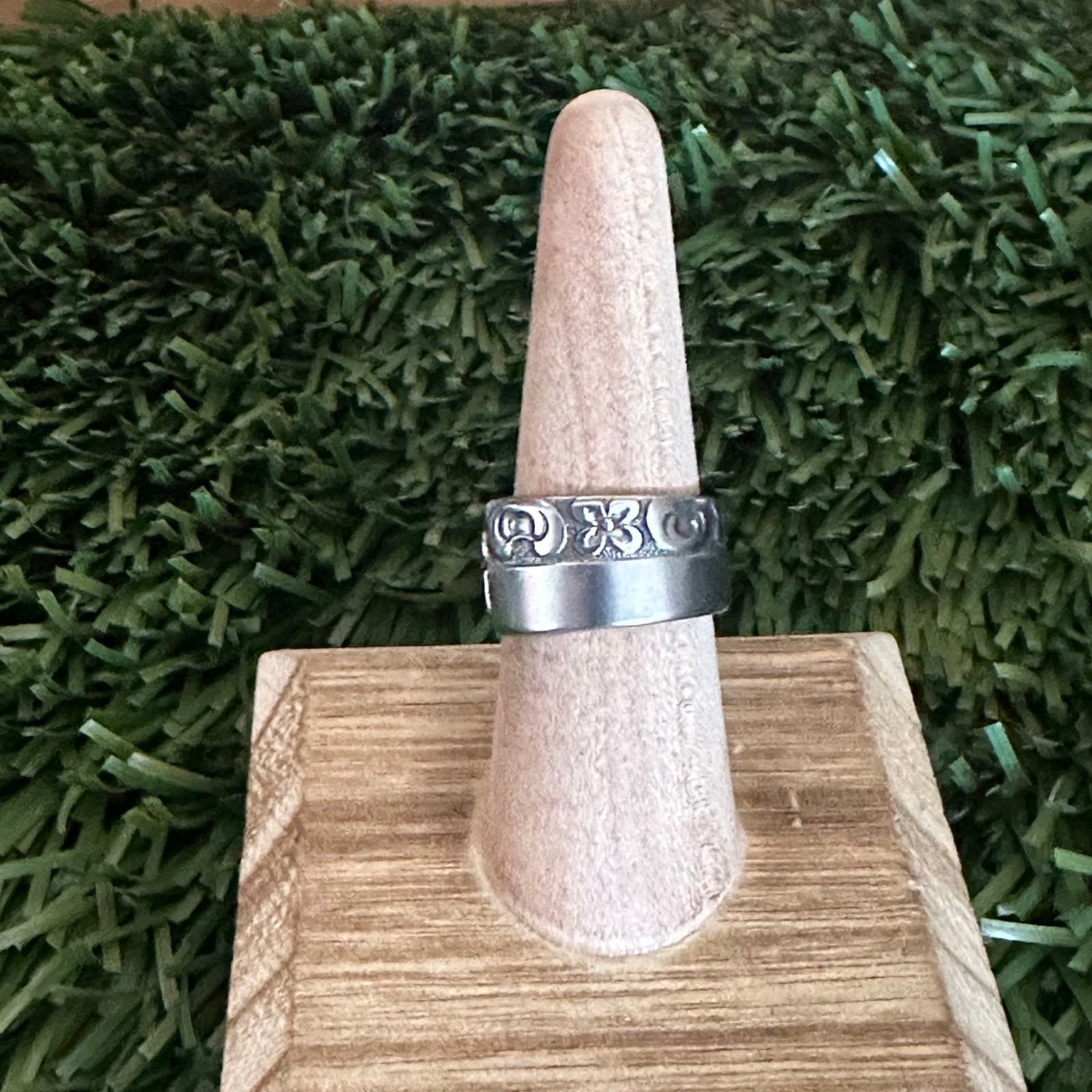 Handmade Ring size 8 Size ONE SIZE - 5 Thumbnail
