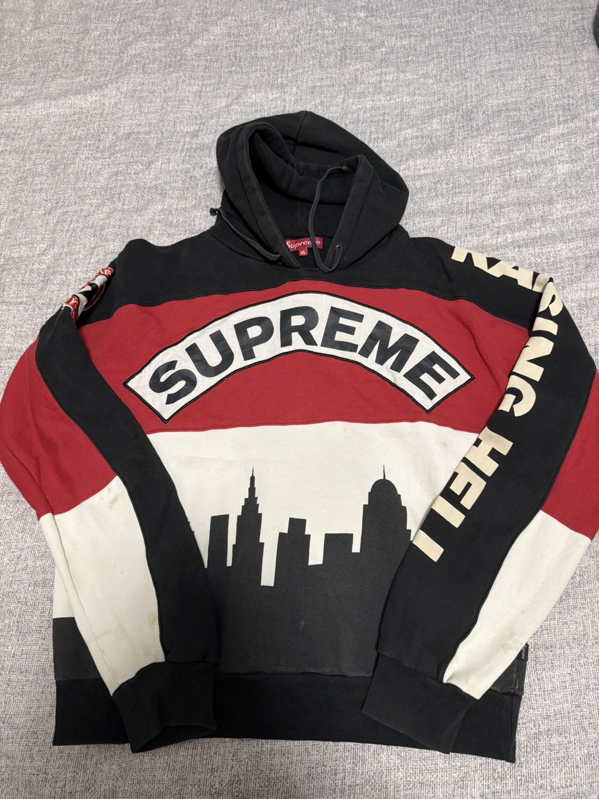 トップス 90s Supreme vintage sweat M トップス 90s Supreme vintage sweat M Vintage SUPREME Classic Logo