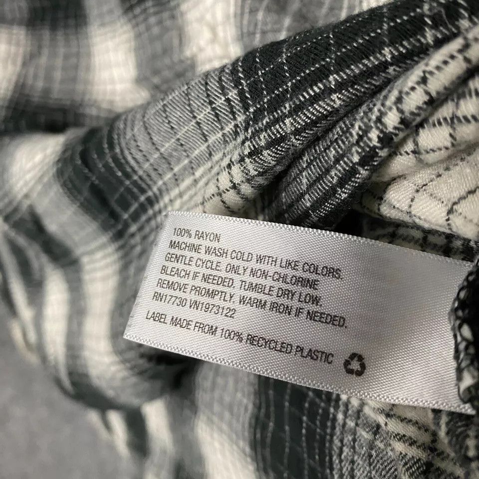 Other Universal Thread Blouse Women's Medium Flannel Plaid M Size M / US 6-8 / IT 42-44 - 6 Thumbnail