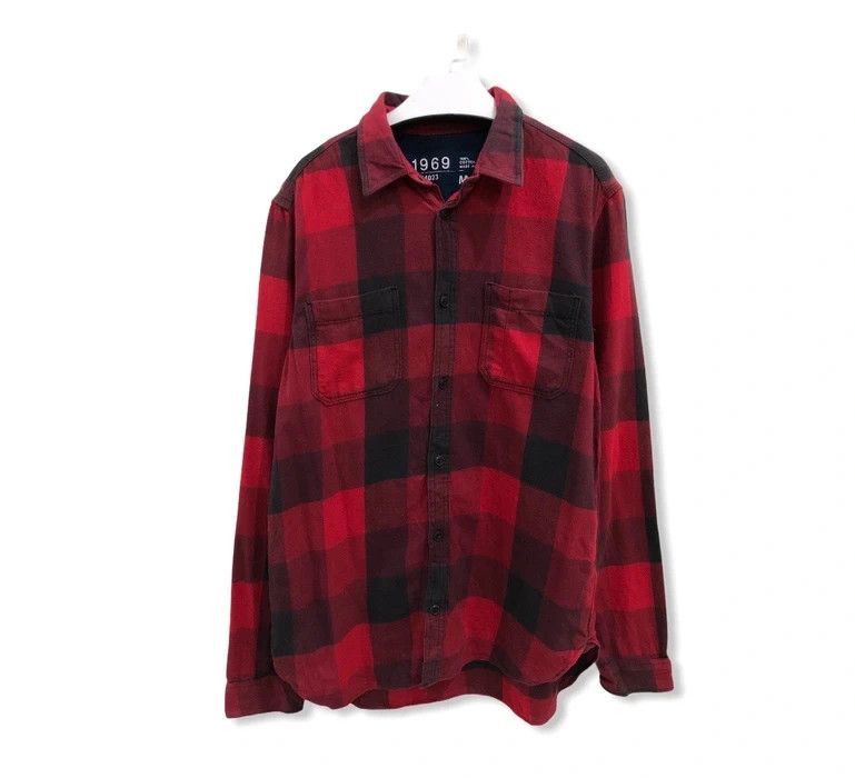 image of Vintage Gap Plaid Tartan Flannel Shirt, Men's (Size Medium)
