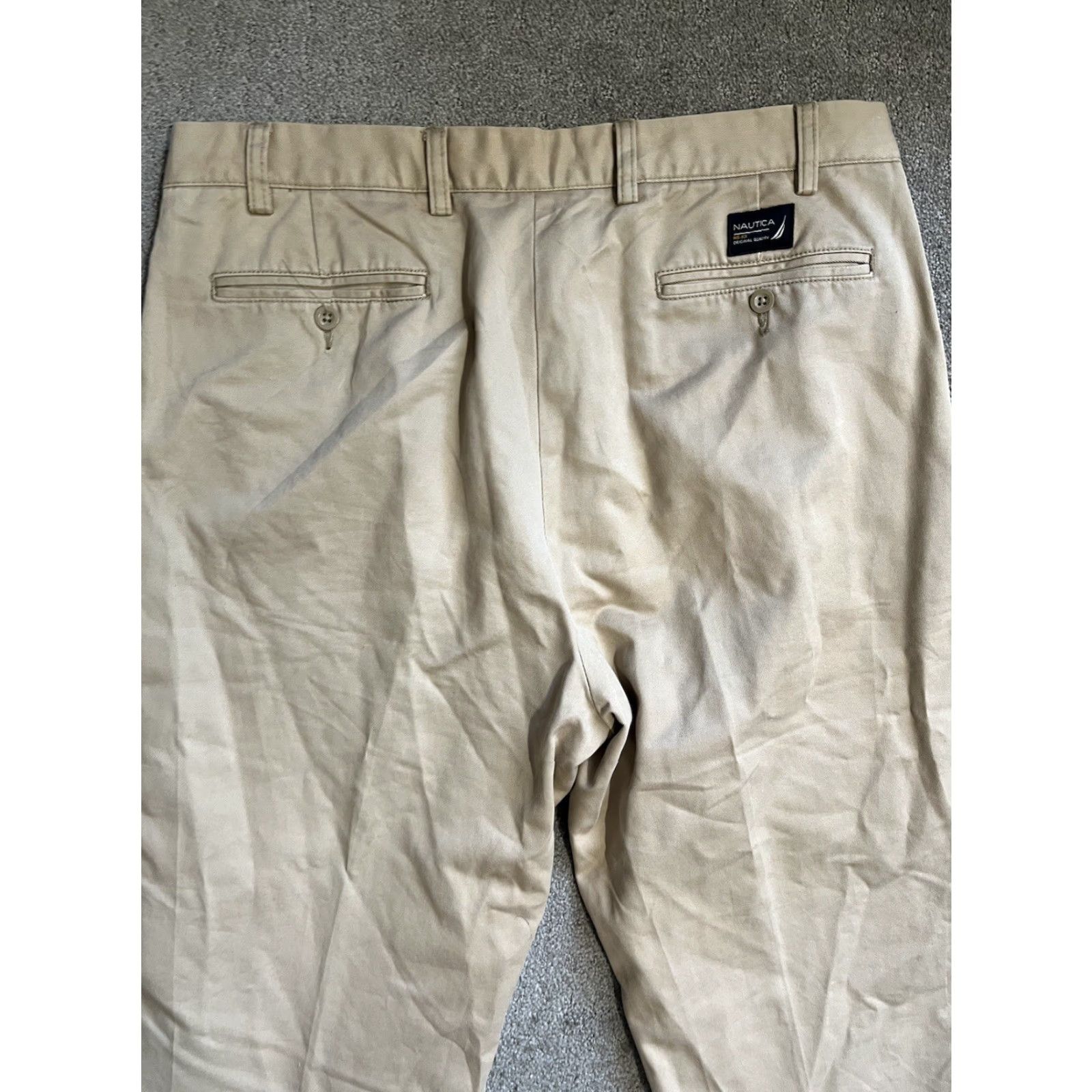 Nautica Nautica Clipper Pants Beige Men 38x32 Relaxed Fit Straight Flat Front Khaki Chino Bagged Regular Size Type XS-42? Size US 38 / EU 54 - 2 Thumbnail