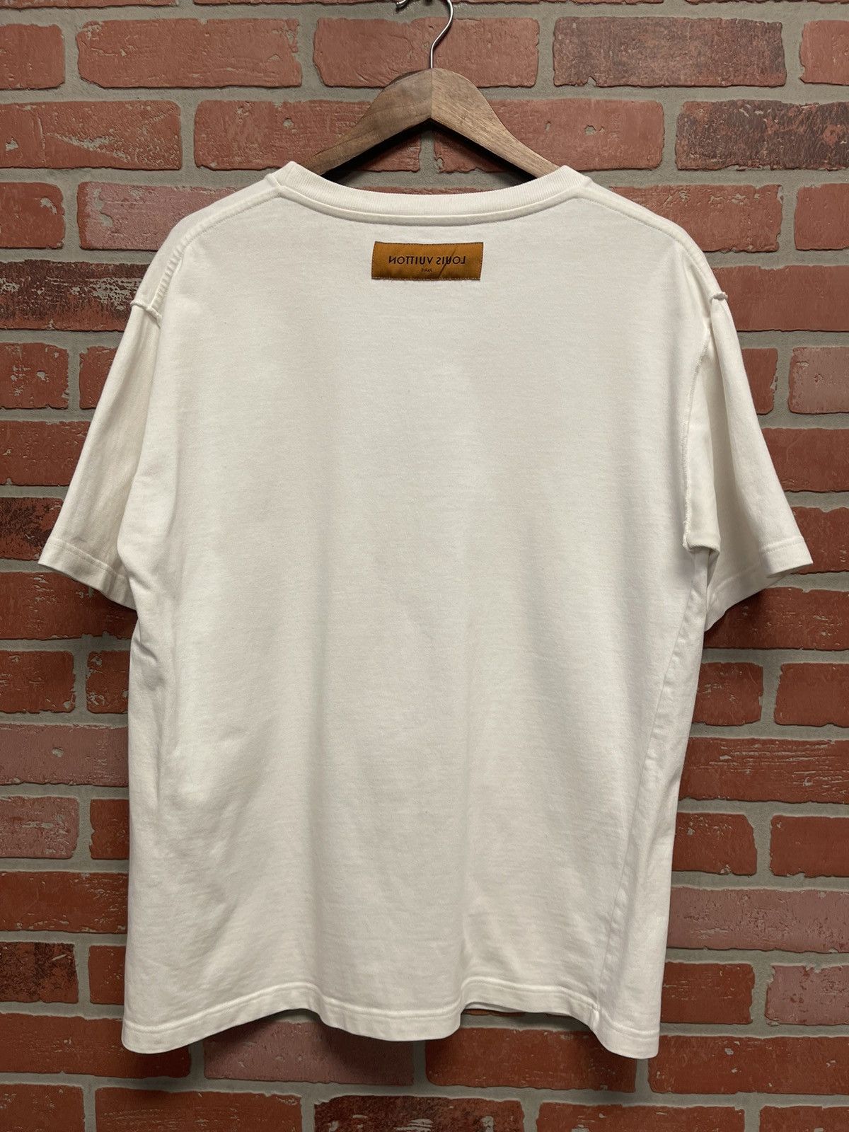 Louis Vuitton Size L - Louis Vuitton White Pendant Drip Logo Embroidered Size US L / EU 52-54 / 3 - 9 Thumbnail
