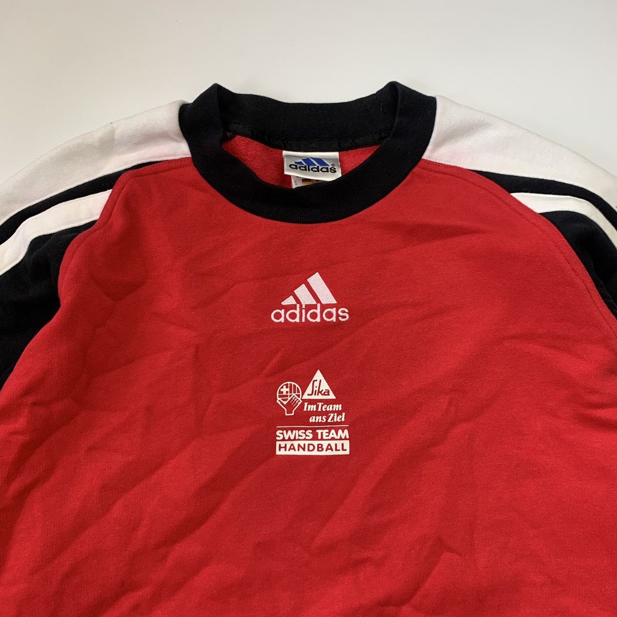 Adidas 90s Vintage Adidas Black/Red Sweatshirt Size US XL / EU 56 / 4 - 2 Thumbnail