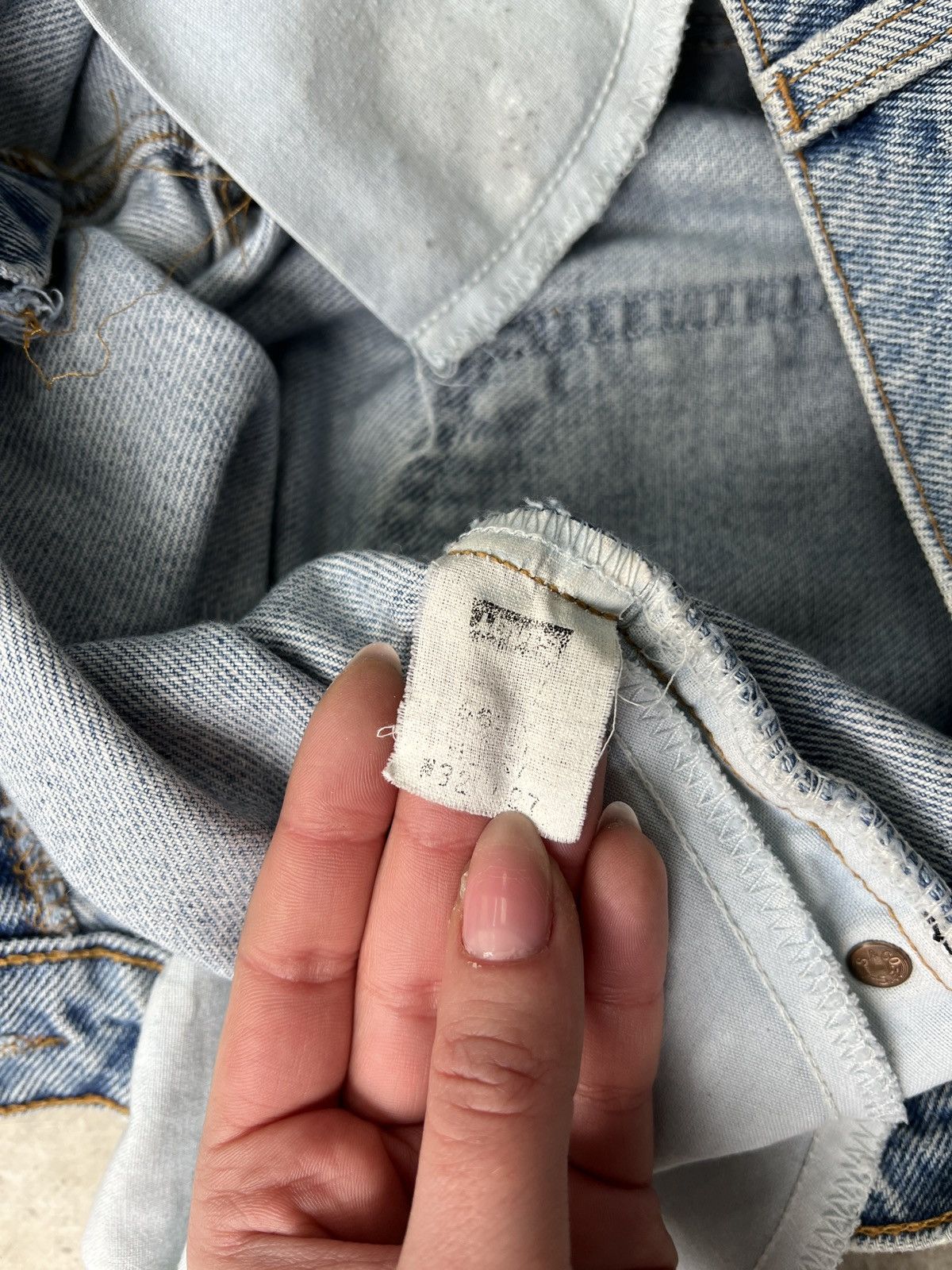 Levi's Levis vintage washed faded jeans 90s style Size US 32 / EU 48 - 7 Thumbnail