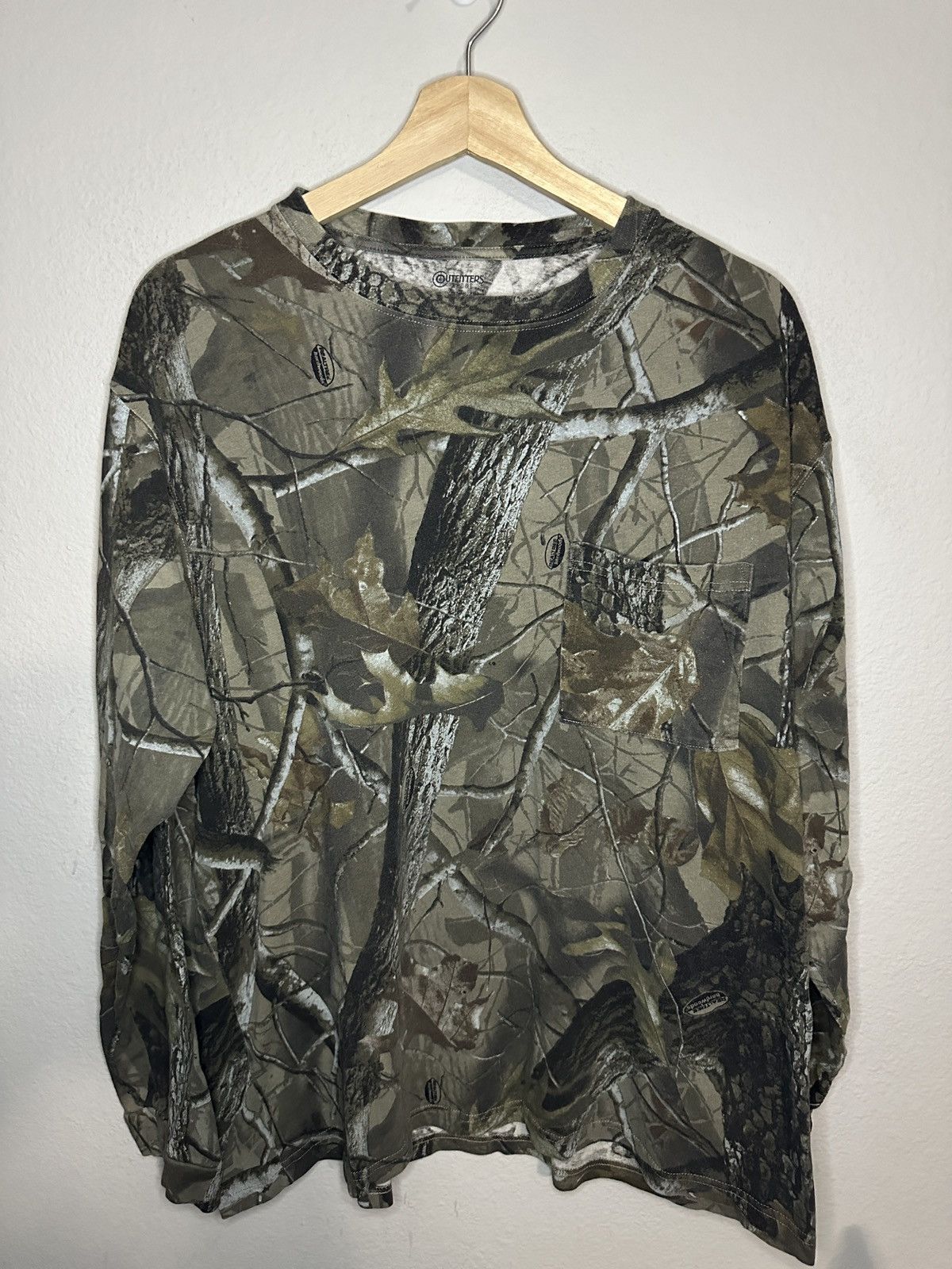 Realtree × Vintage Y2K Camo Long Sleeve t shirt Size US XL / EU 56 / 4 - 1 Thumbnail