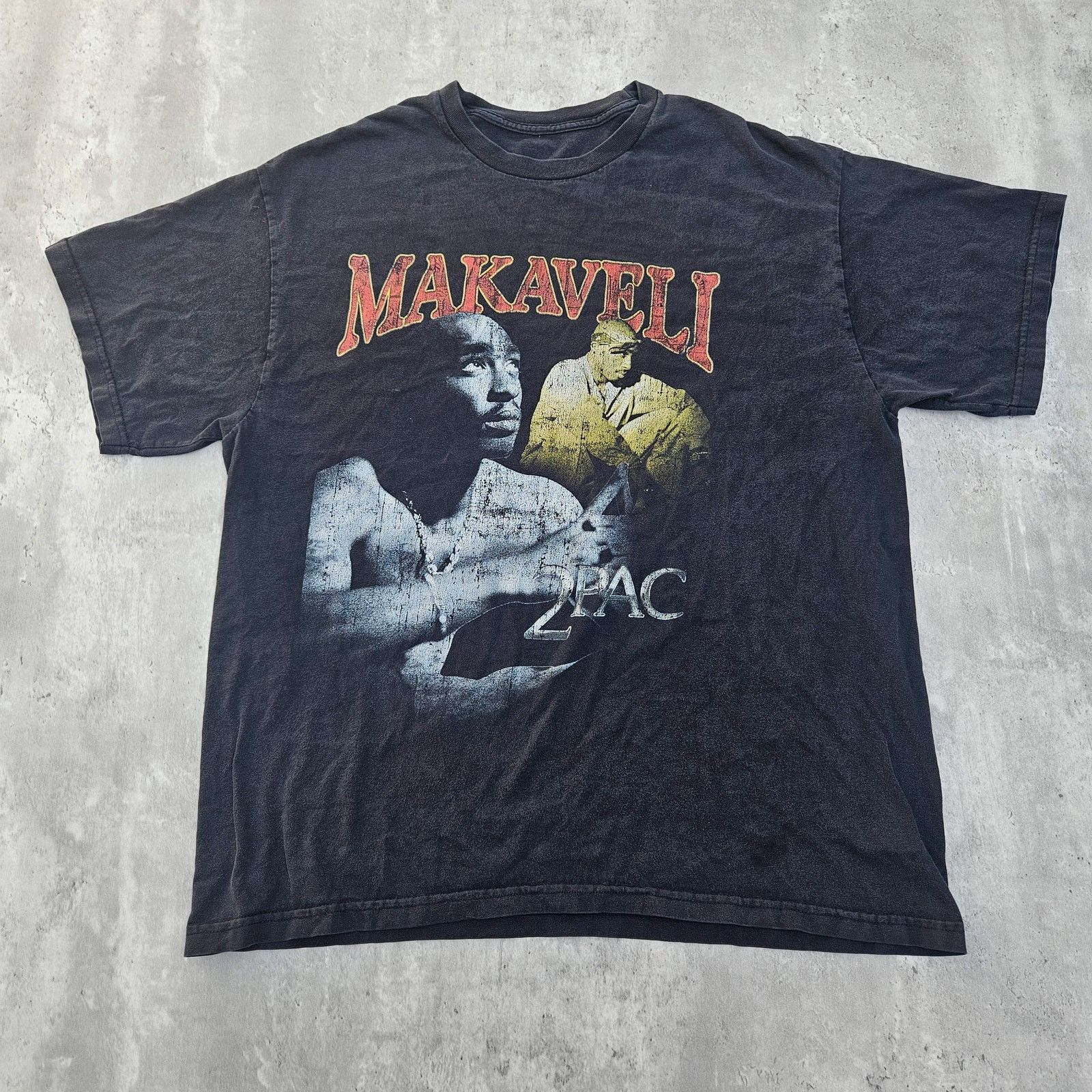 Hanes Tupac Rap T-Shirt Size Large Black 2PAC Makaveli Size US L / EU 52-54 / 3 - 1 Thumbnail