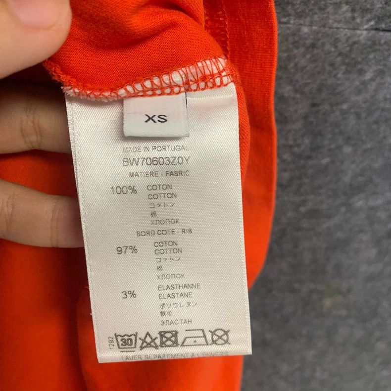 Givenchy Givenchy Red Ripped Letter Logo Pattern Size US XS / EU 42 / 0 - 4 Thumbnail