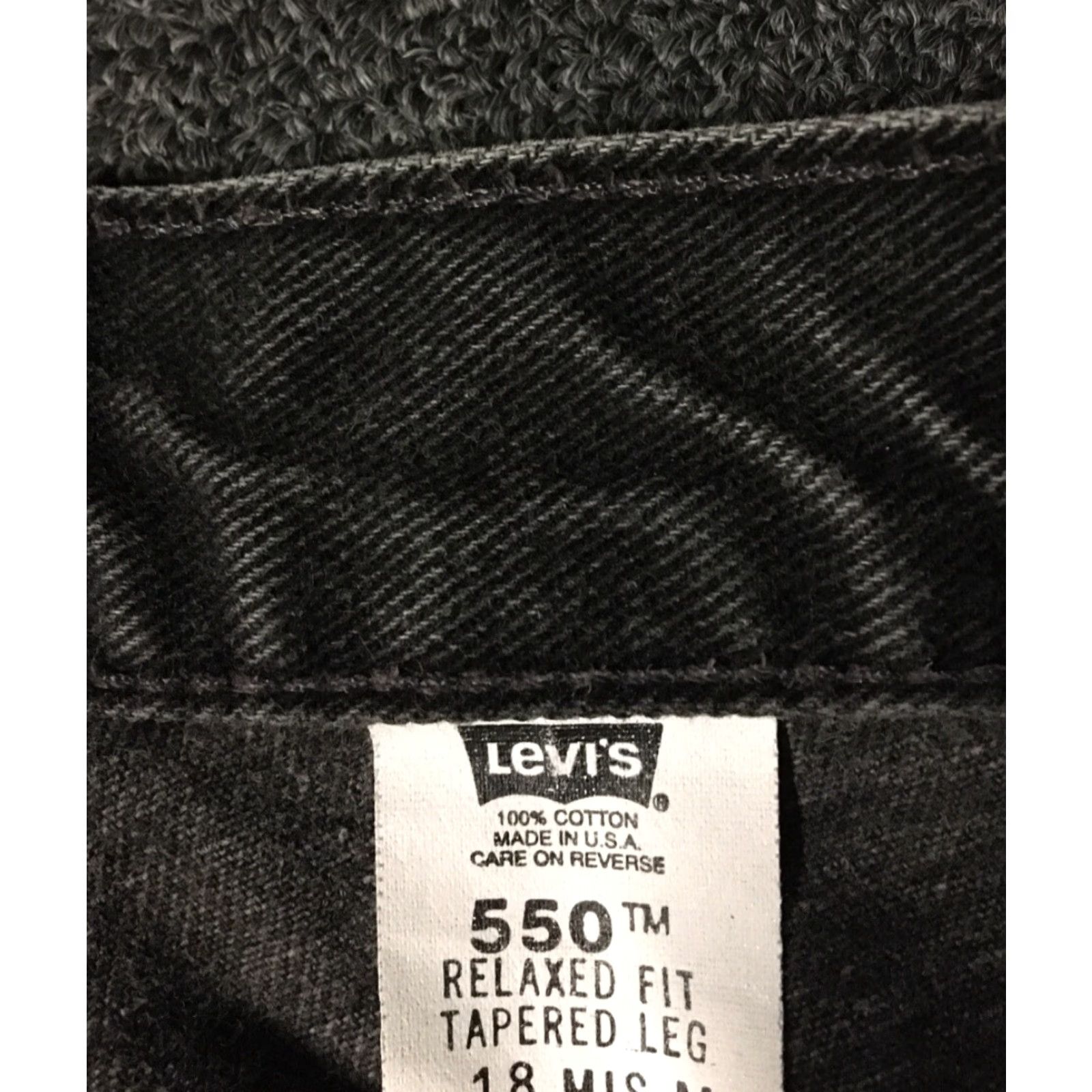 Levi's VINTAGE Levi's Shirt Women 550 Jeans 35/30 Black Relaxed Tapered Grunge 80s 90s USA Retro Jeans Size 24" / US 00 / IT 34 - 6 Thumbnail