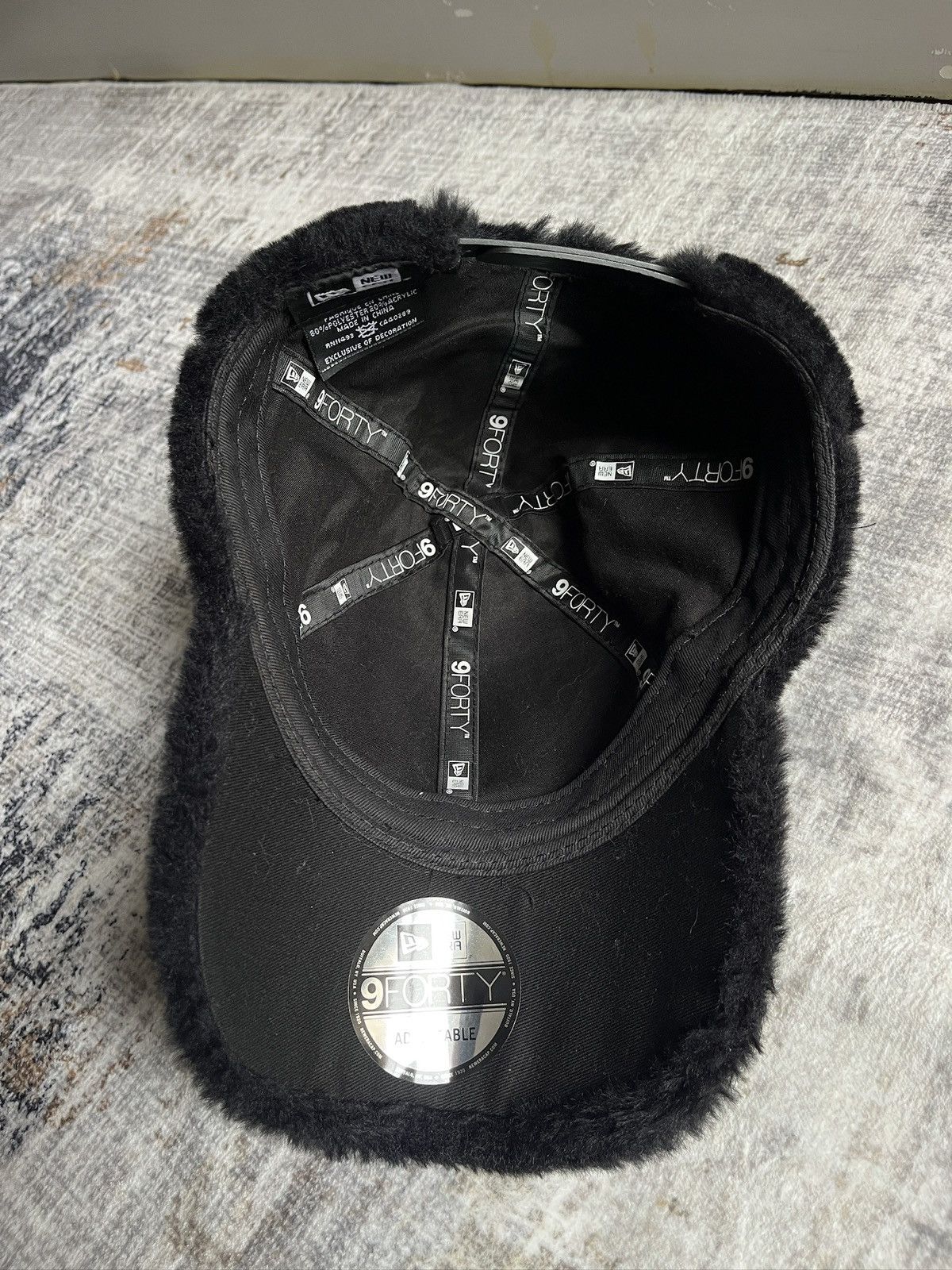 New Era New Era Faux Fur Hat (unisex) Size ONE SIZE - 9 Thumbnail